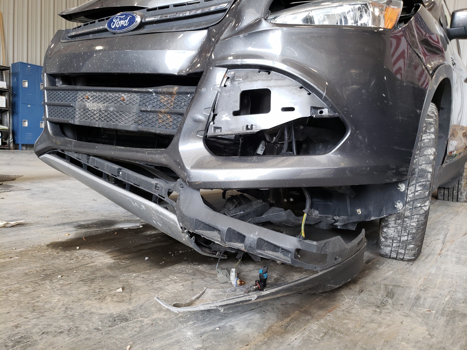 Photo 9 from auction – 2015 FORD ESCAPE SE with VIN 1FMCU9GX1FUC57187