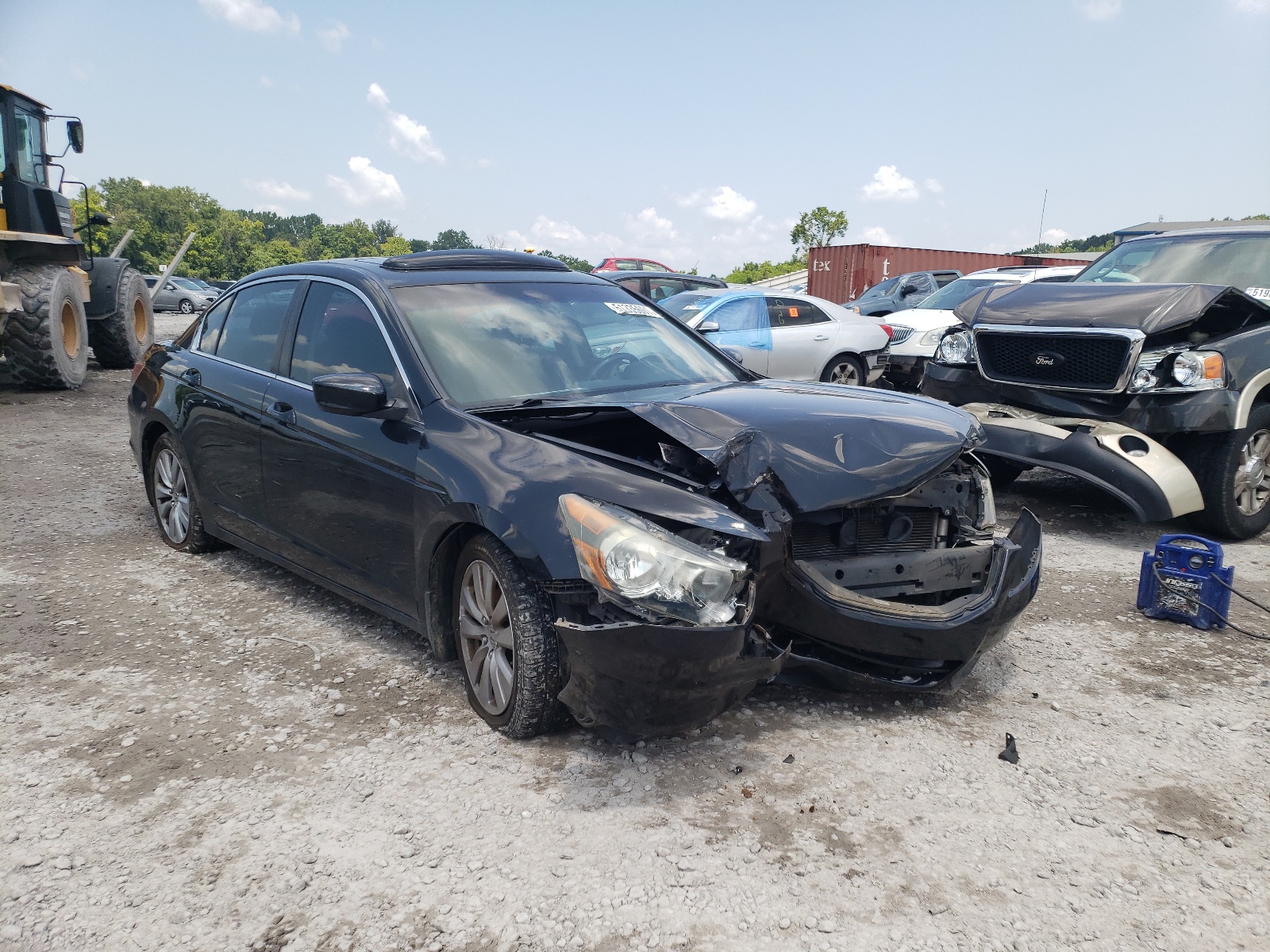 HONDA ACCORD EXL 2011 with VIN 1HGCP2F8XBA074929 - Photo from auction