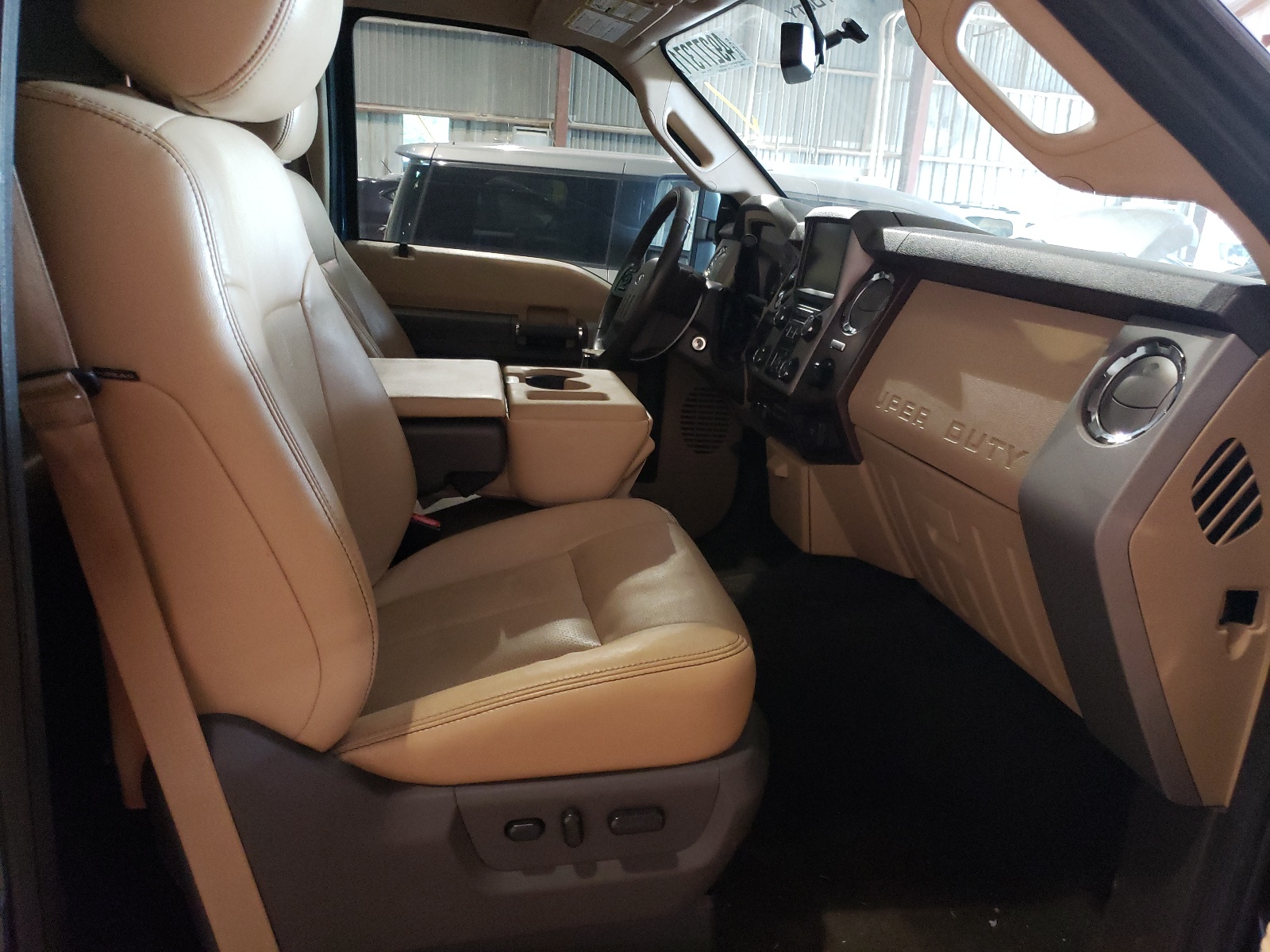 Photo 5 from auction – 2015 FORD F350 SUPER with VIN 1FT8W3BT4FEB22589
