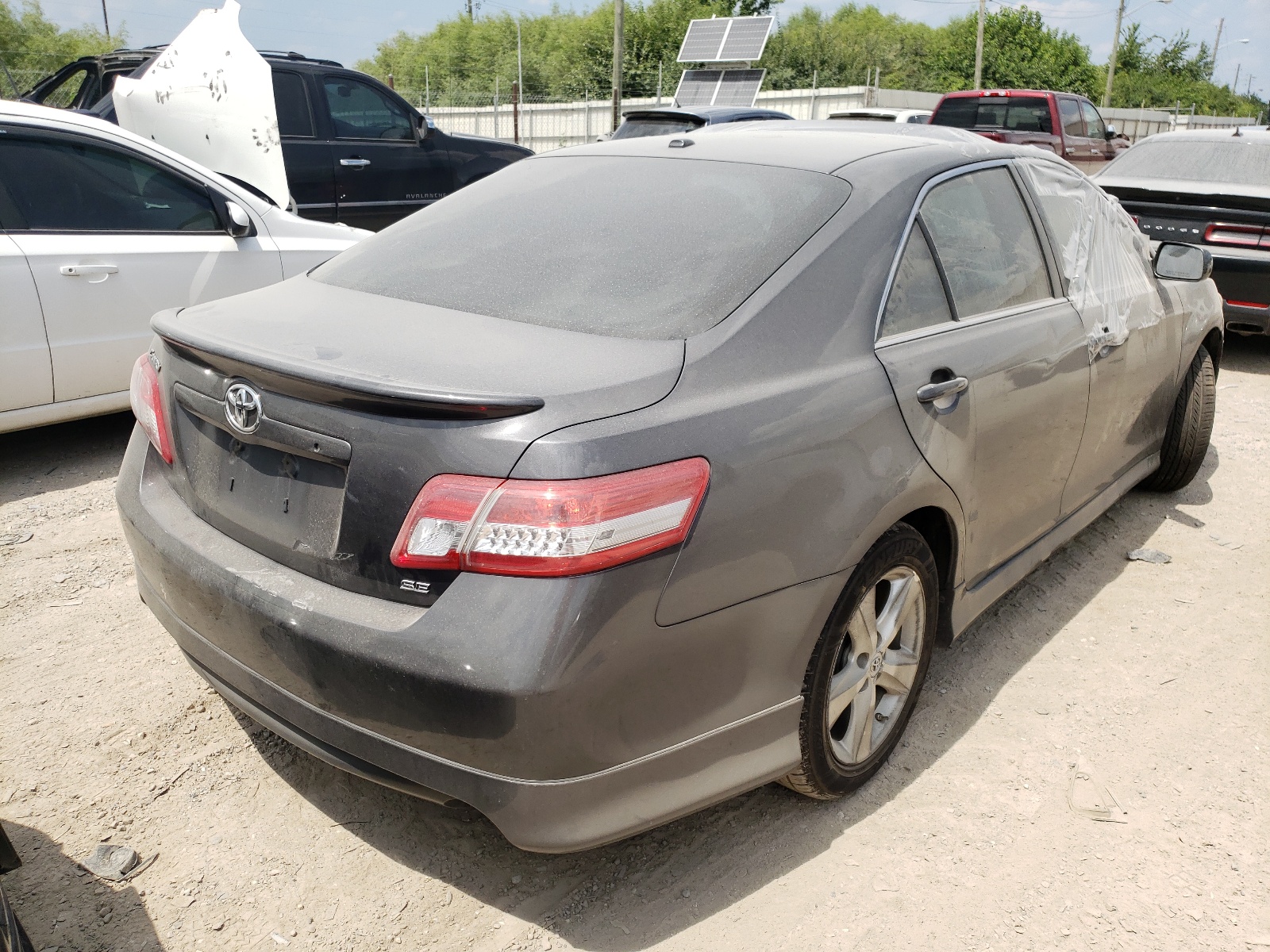 Photo 4 from auction – 2011 TOYOTA CAMRY SE with VIN 4T1BK3EK5BU126862