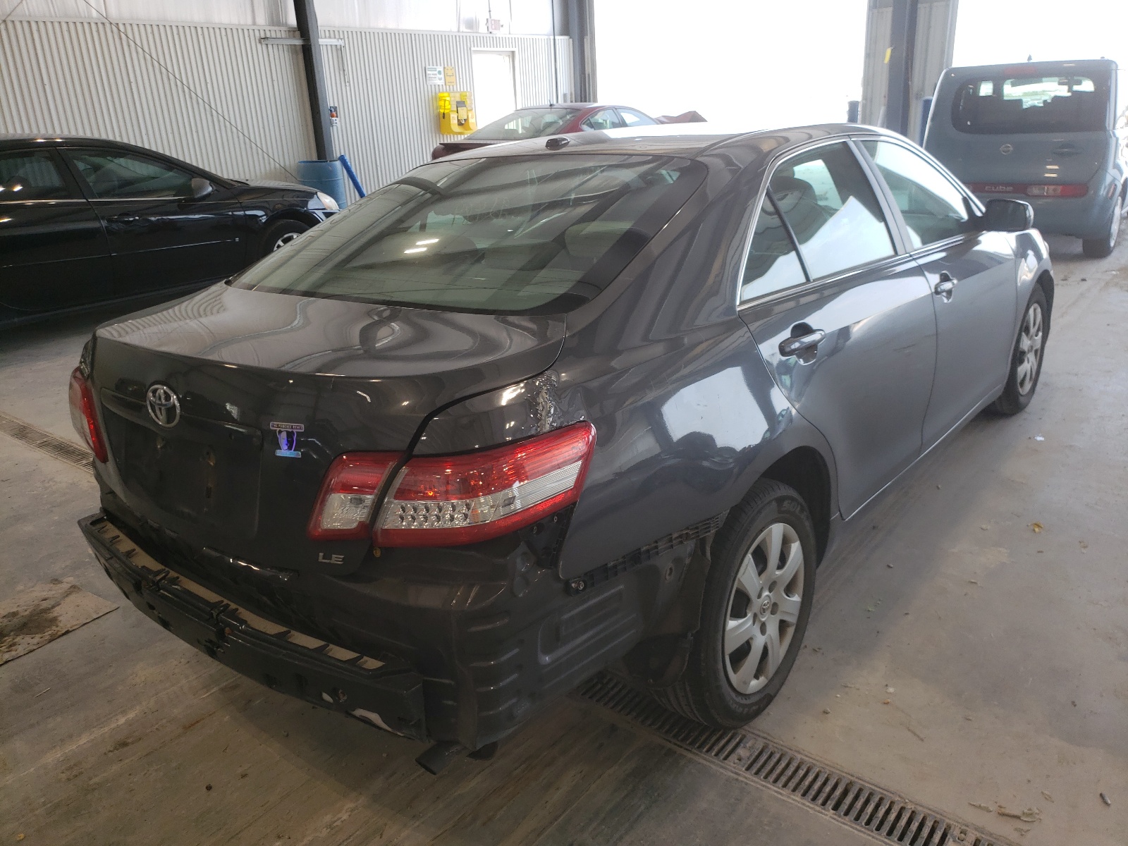 Photo 4 from auction – 2010 TOYOTA CAMRY BASE with VIN 4T1BF3EK5AU105397
