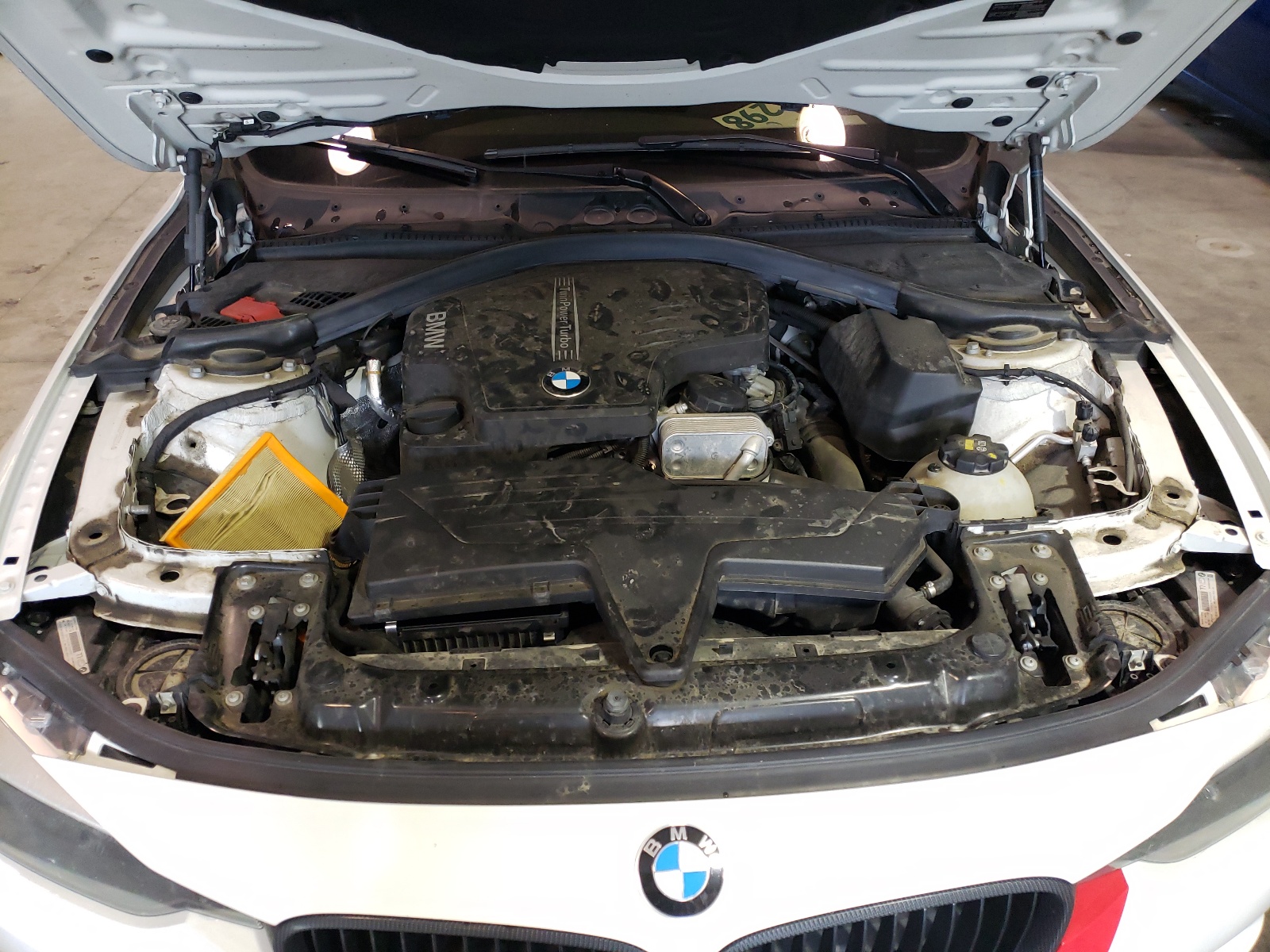 Photo 7 from auction – 2014 BMW 320 I XDRI with VIN WBA3C3C52EP662204