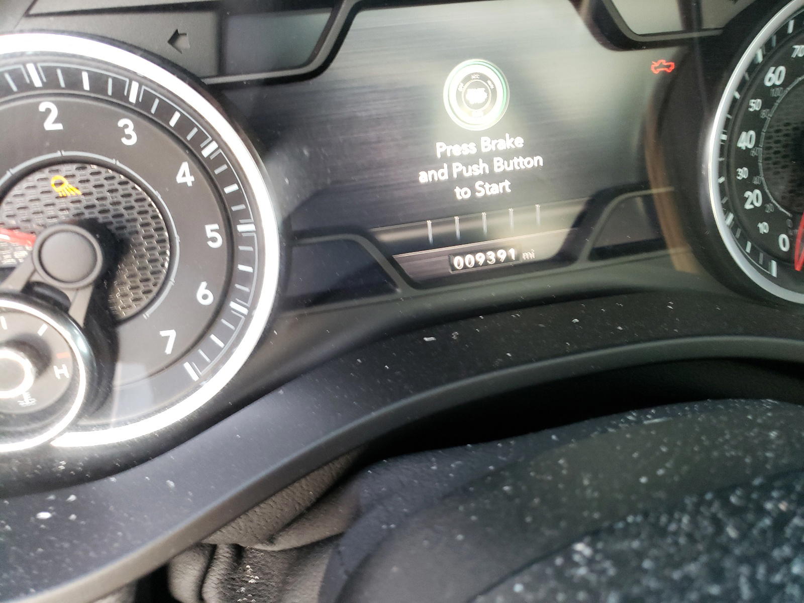 Photo 8 from auction – 2020 RAM 1500 LARAM with VIN 1C6SRFJT4LN308409
