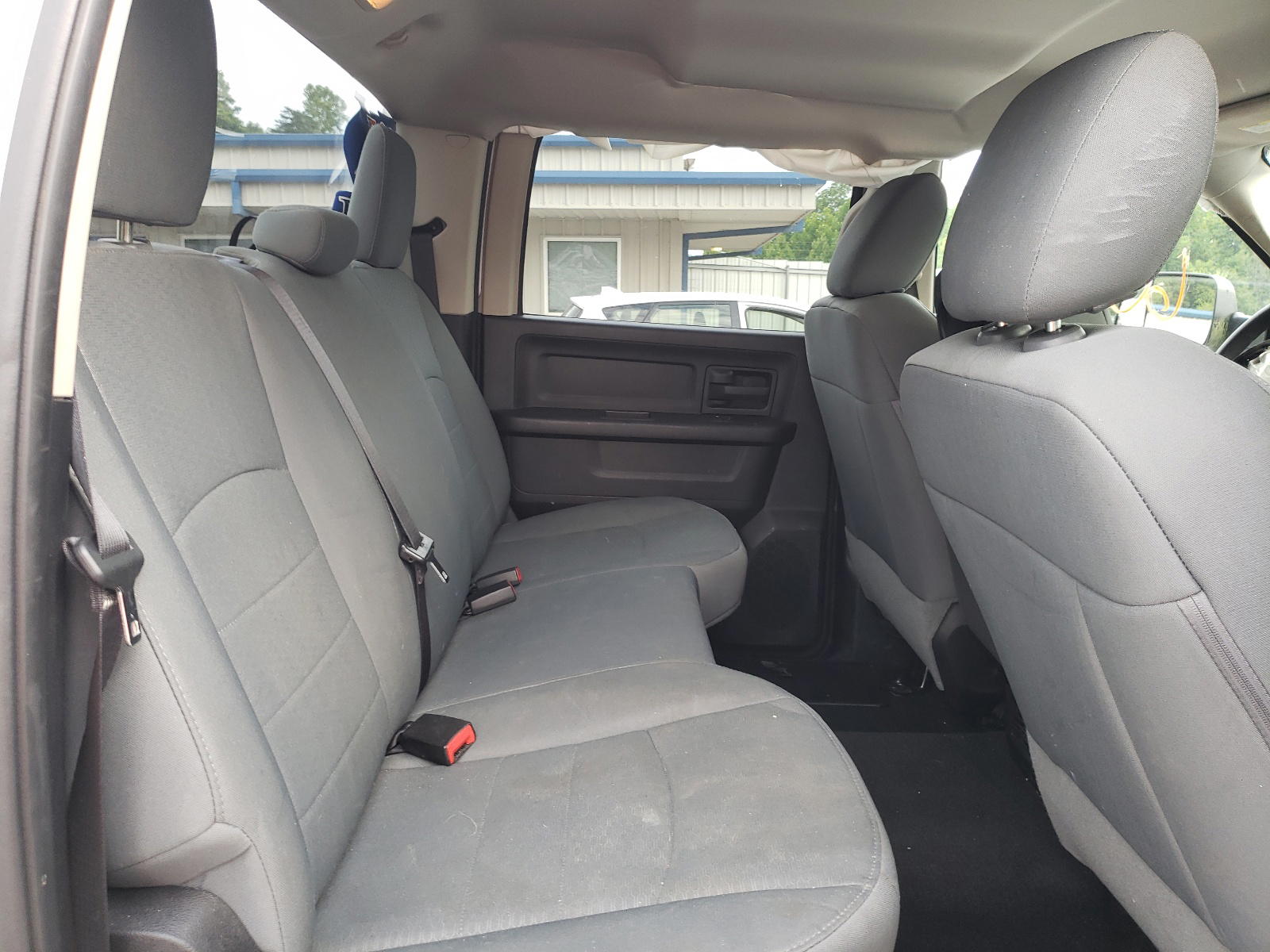 Photo 6 from auction – 2014 RAM 1500 ST with VIN 3C6RR7KTXEG324810