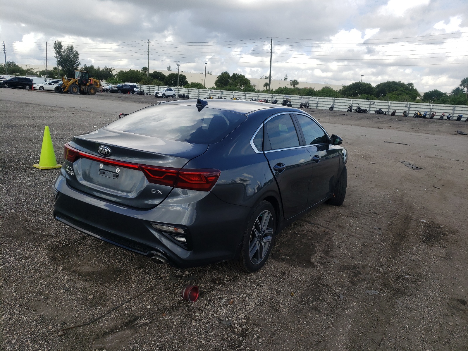 Photo 4 from auction – 2019 KIA FORTE EX with VIN 3KPF54AD3KE021228