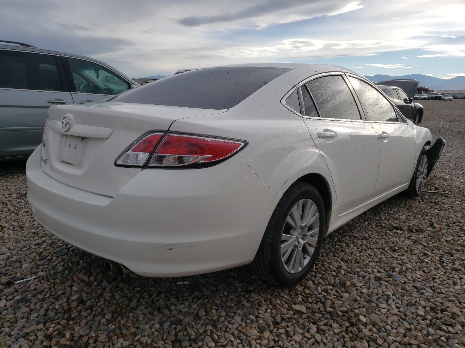 Photo 4 from auction – 2010 MAZDA 6 I with VIN 1YVHZ8CHXA5M30688