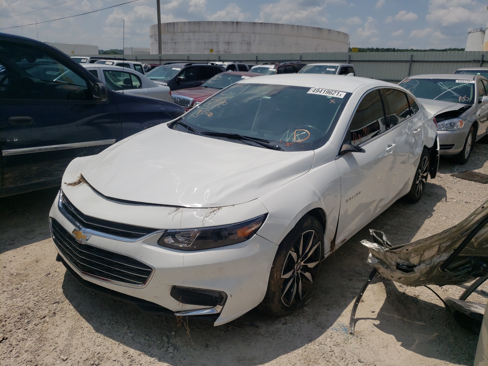 Photo 2 from auction – 2018 CHEVROLET MALIBU LT with VIN 1G1ZD5ST0JF282096