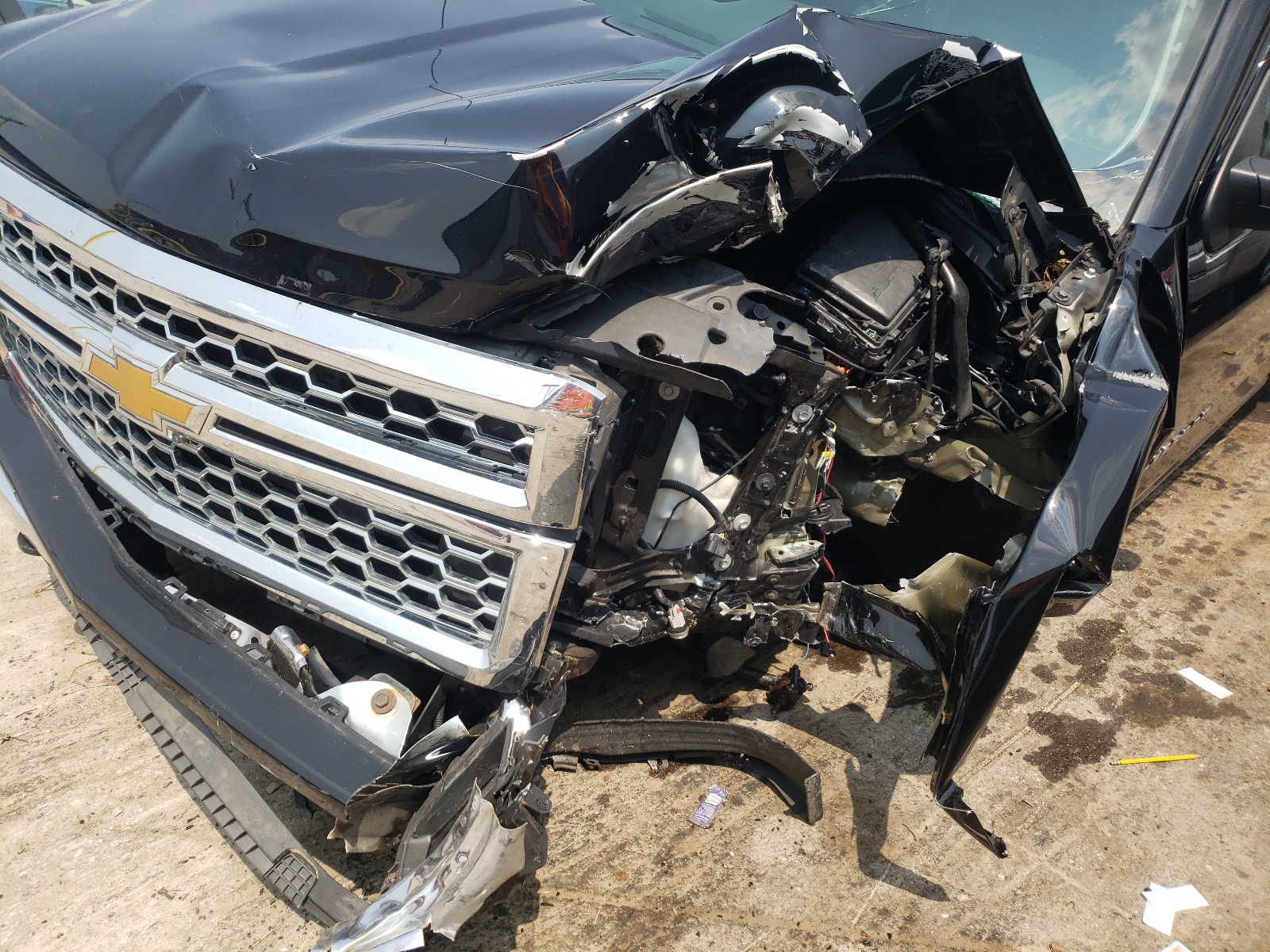 Photo 9 from auction – 2015 CHEVROLET SILVERADO with VIN 1GCVKREC1FZ236233