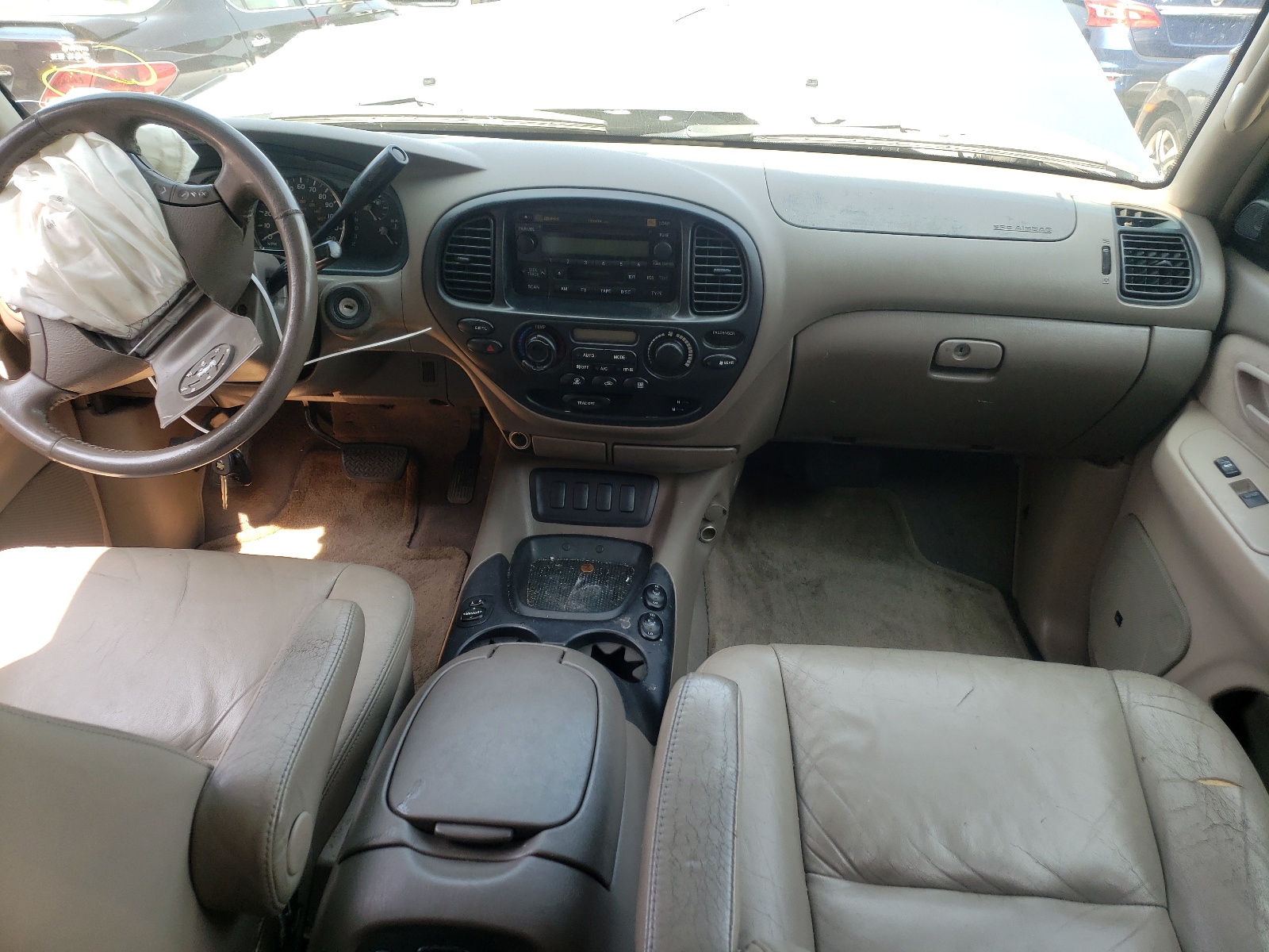 Photo 9 from auction – 2005 TOYOTA SEQUOIA SR with VIN 5TDZT34A85S259276