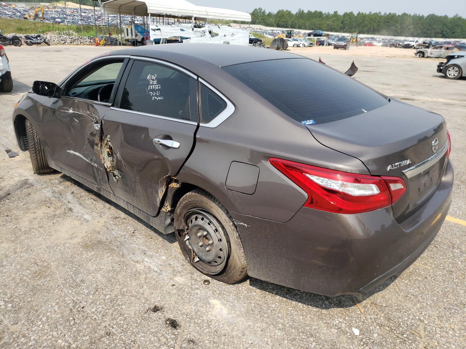 Photo 3 from auction – 2017 NISSAN ALTIMA 2.5 with VIN 1N4AL3AP6HN324924