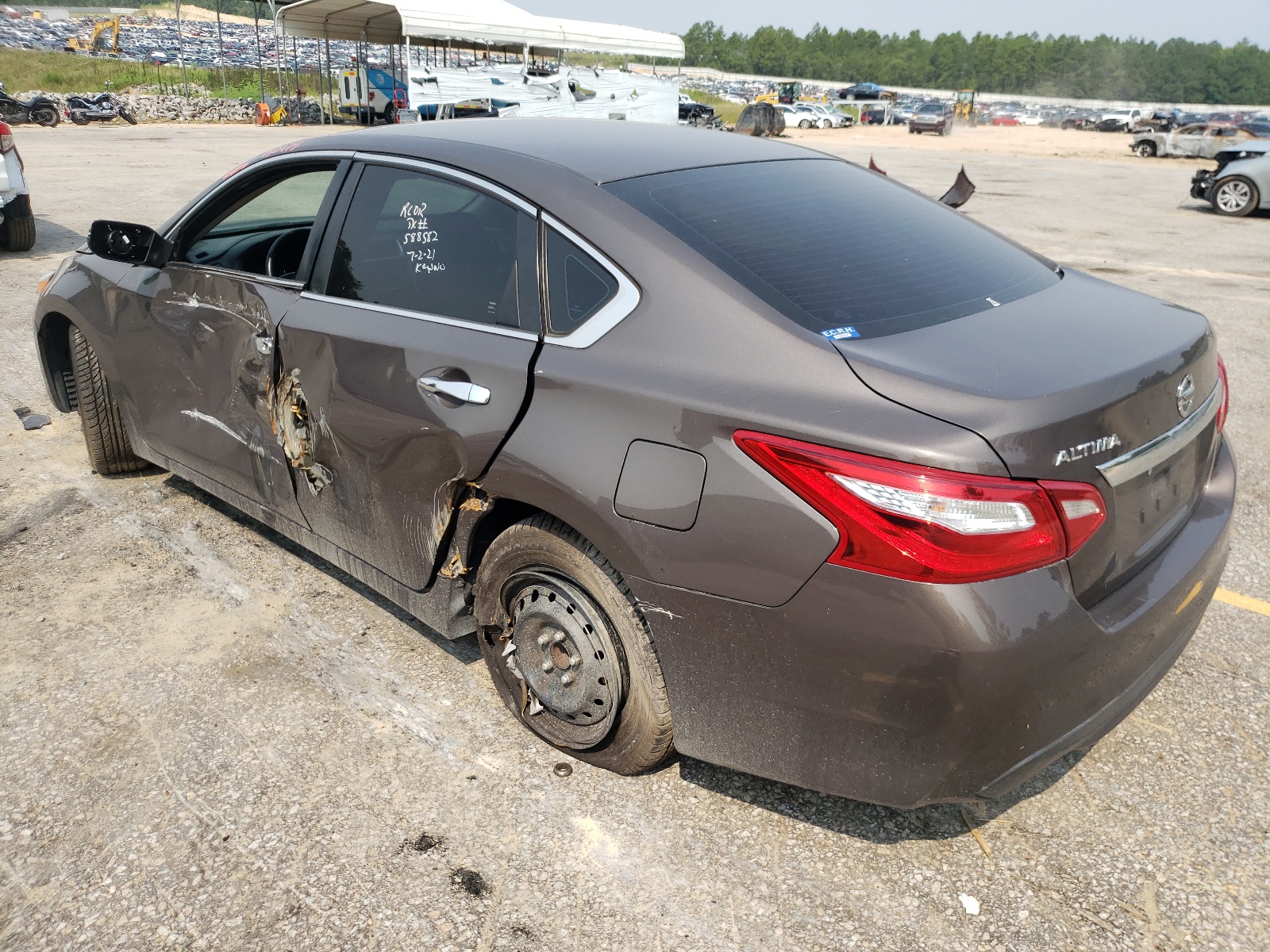 Zdjęcie 3 z aukcji – 2017 NISSAN ALTIMA 2.5 z VIN 1N4AL3AP6HN324924