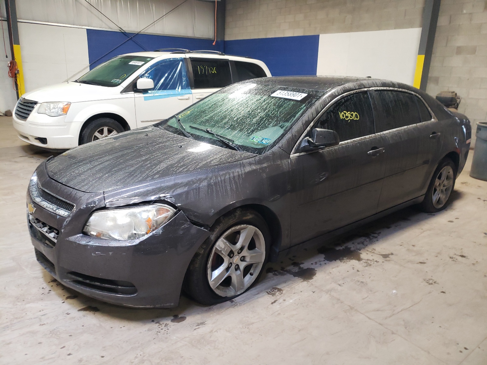 Photo 2 from auction – 2012 CHEVROLET MALIBU LS with VIN 1G1ZB5E01CF262725