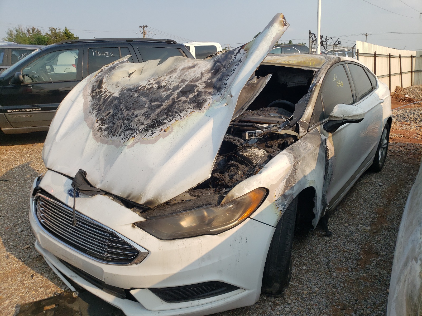 Photo 2 from auction – 2018 FORD FUSION SE with VIN 3FA6P0HD5JR218083
