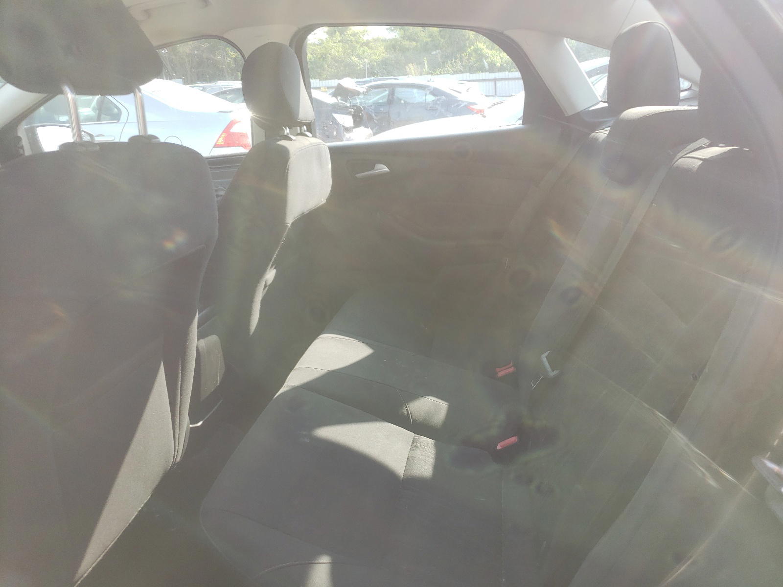Photo 6 from auction – 2016 FORD FOCUS SE with VIN 1FADP3F29GL238144