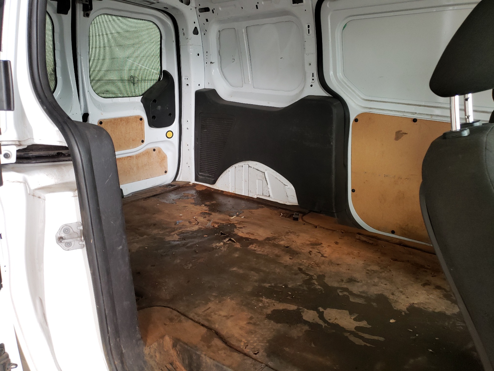 Photo 6 from auction – 2015 FORD TRANSIT CO with VIN NM0LS7E74F1223986