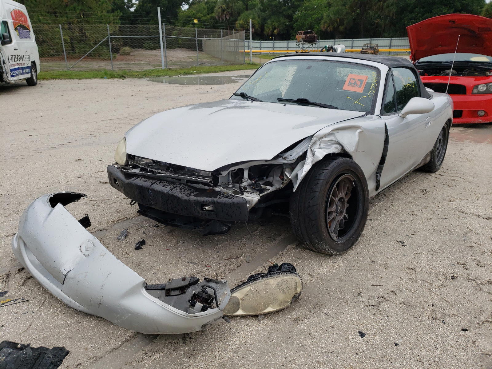 Photo 2 from auction – 2003 MAZDA MX-5 MIATA with VIN JM1NB353630304538