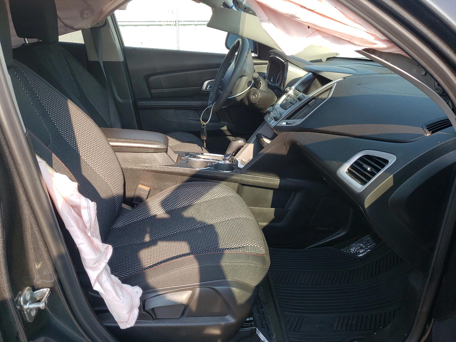 Photo 5 from auction – 2017 GMC TERRAIN SL with VIN 2GKALMEK0H6332735