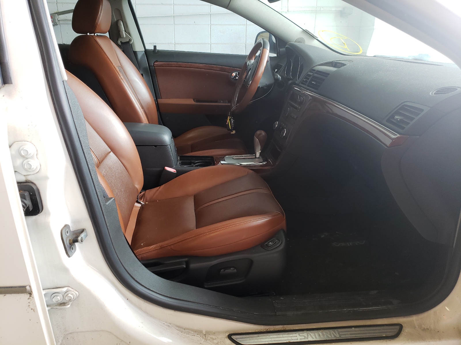 Photo 5 from auction – 2008 SATURN AURA XR with VIN 1G8ZV57798F146568