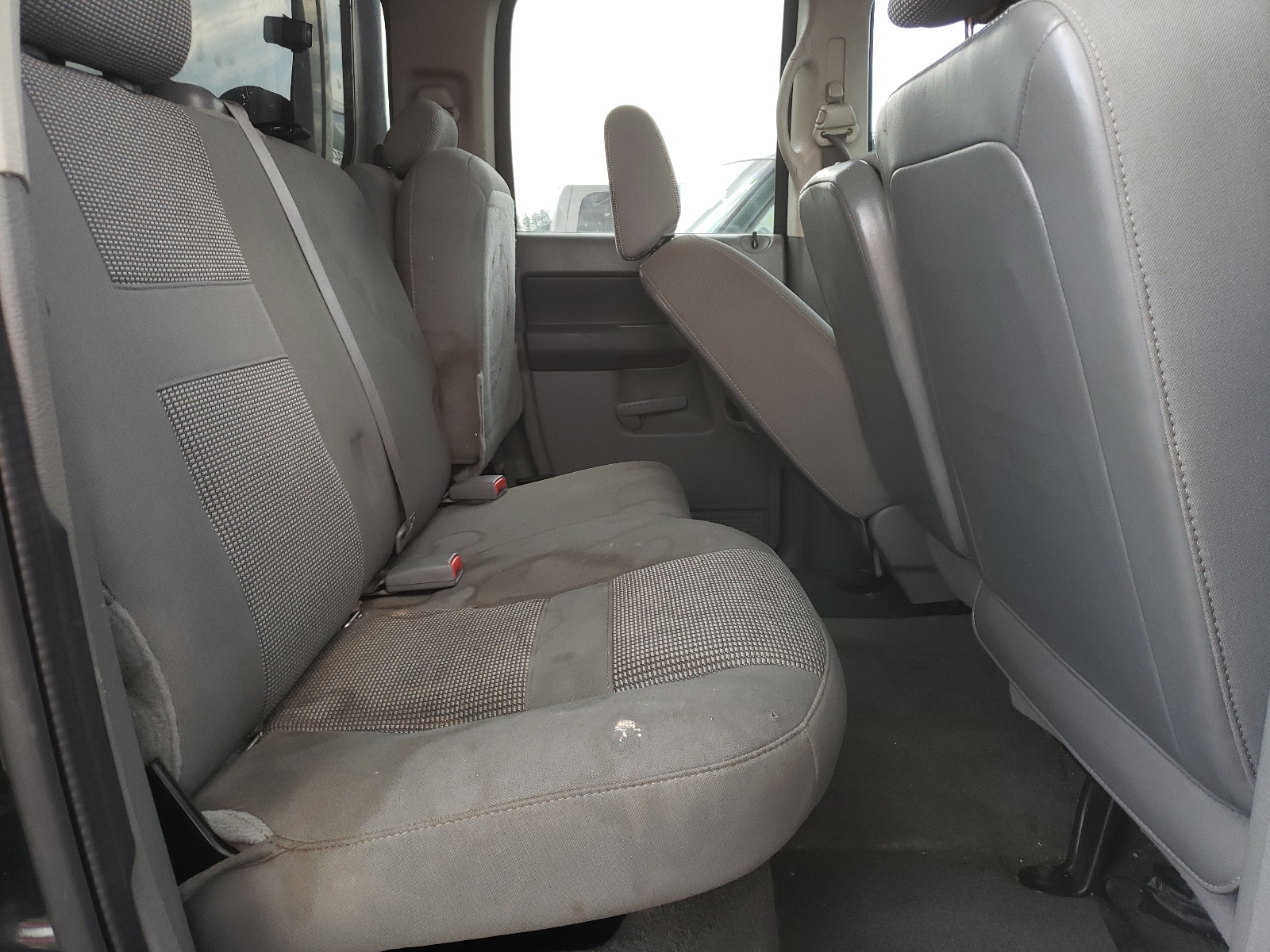 Photo 9 from auction – 2006 DODGE RAM 1500 S with VIN 1D7HU18206S700994