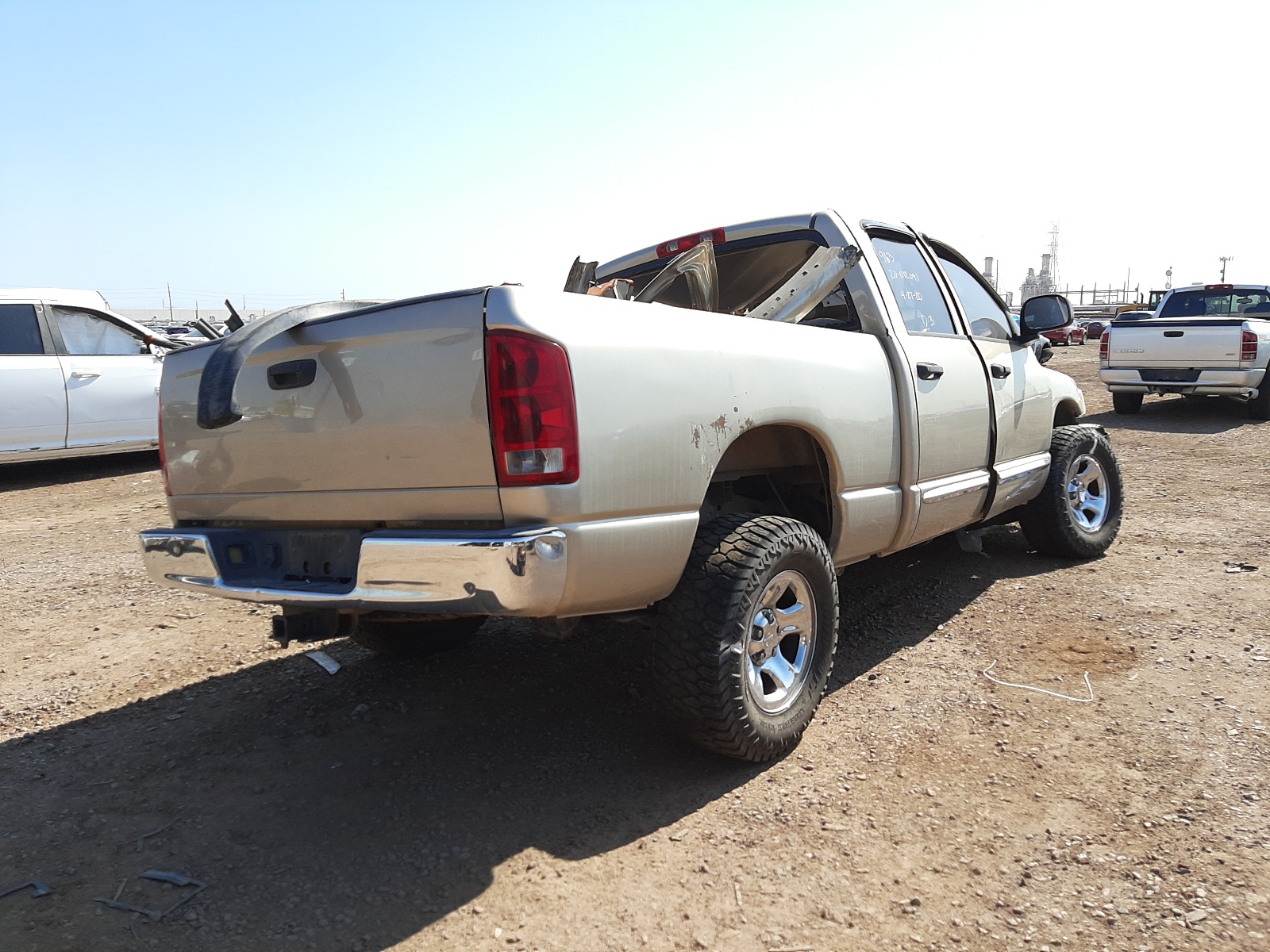 Photo 4 from auction – 2004 DODGE RAM 1500 S with VIN 1D7HU18N54S674514