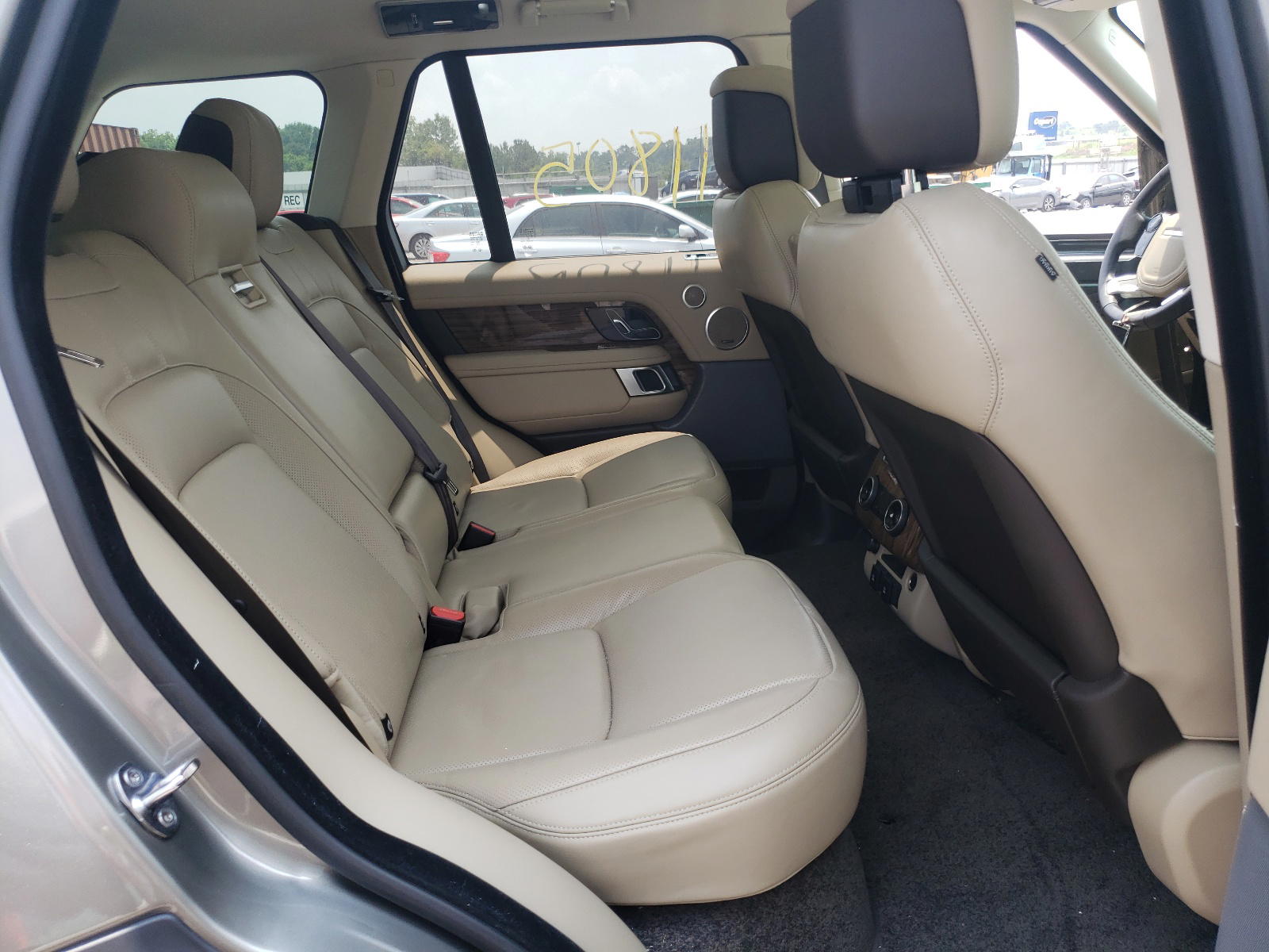 Photo 6 from auction – 2019 LAND ROVER RANGE ROVE with VIN SALGS2SV5KA567033