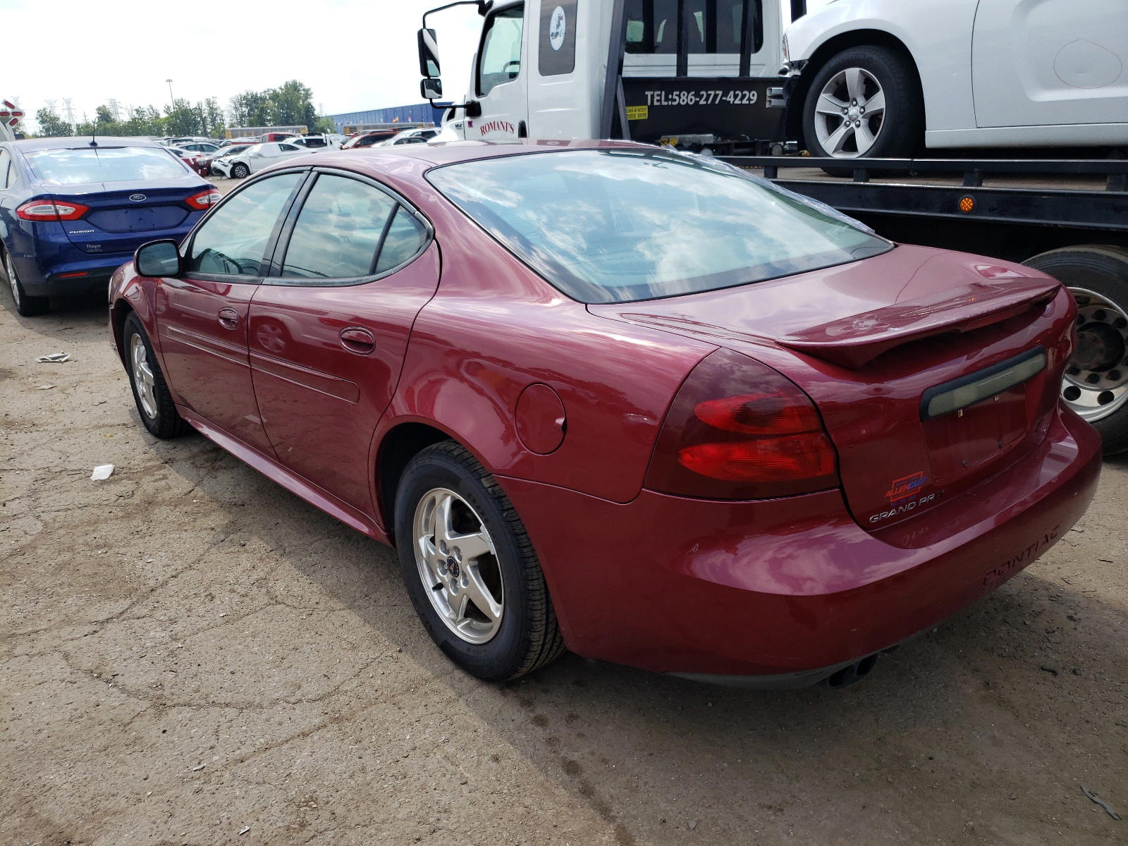 Photo 3 from auction – 2004 PONTIAC GRAND PRIX with VIN 2G2WS522441288085