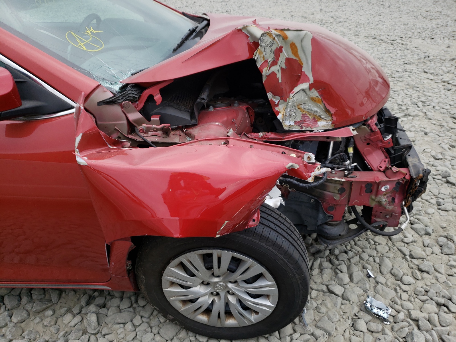 Photo 9 from auction – 2014 TOYOTA CAMRY L with VIN 4T4BF1FK9ER390247