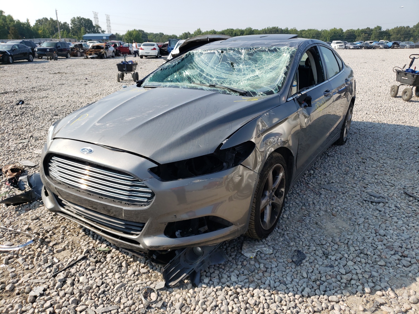 Photo 2 from auction – 2014 FORD FUSION SE with VIN 3FA6P0HD7ER100946