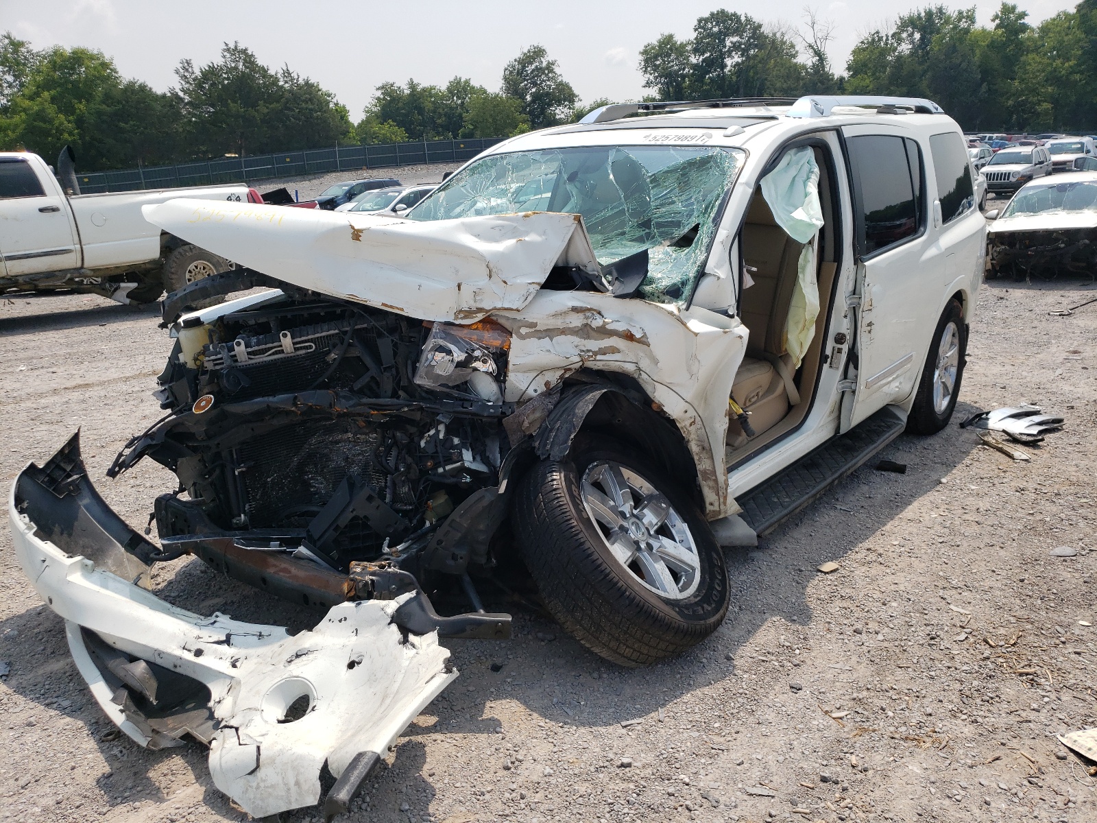 Photo 2 from auction – 2014 NISSAN ARMADA PLA with VIN 5N1BA0NE1EN608240