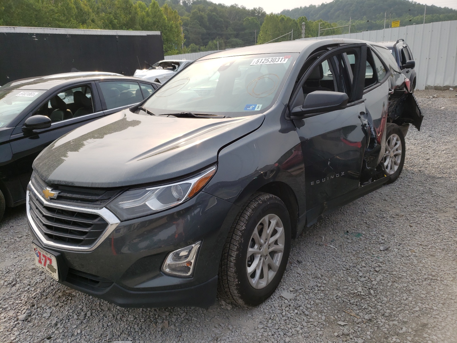 Photo 15 from auction – 2020 CHEVROLET EQUINOX LS with VIN 3GNAXSEV0LS603566