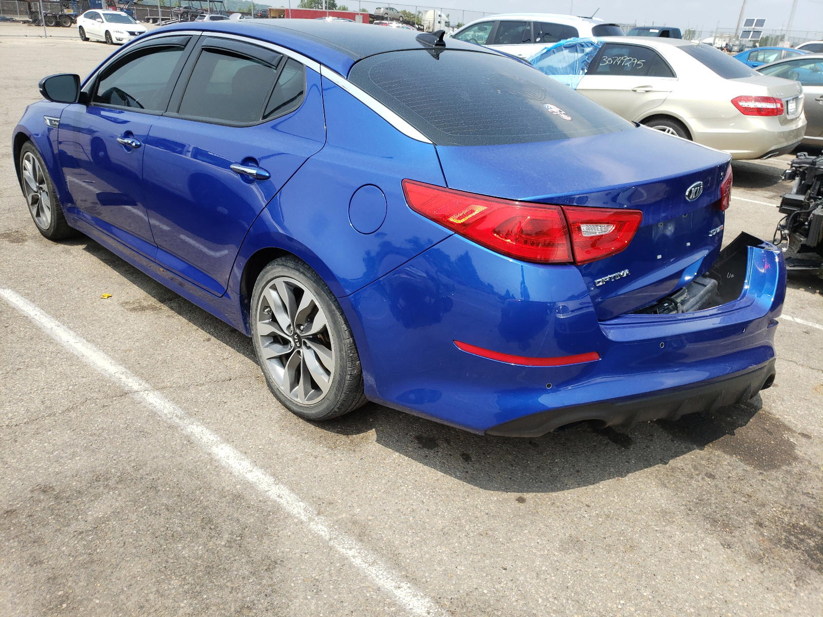 Photo 3 from auction – 2015 KIA OPTIMA SX with VIN 5XXGR4A64FG364735
