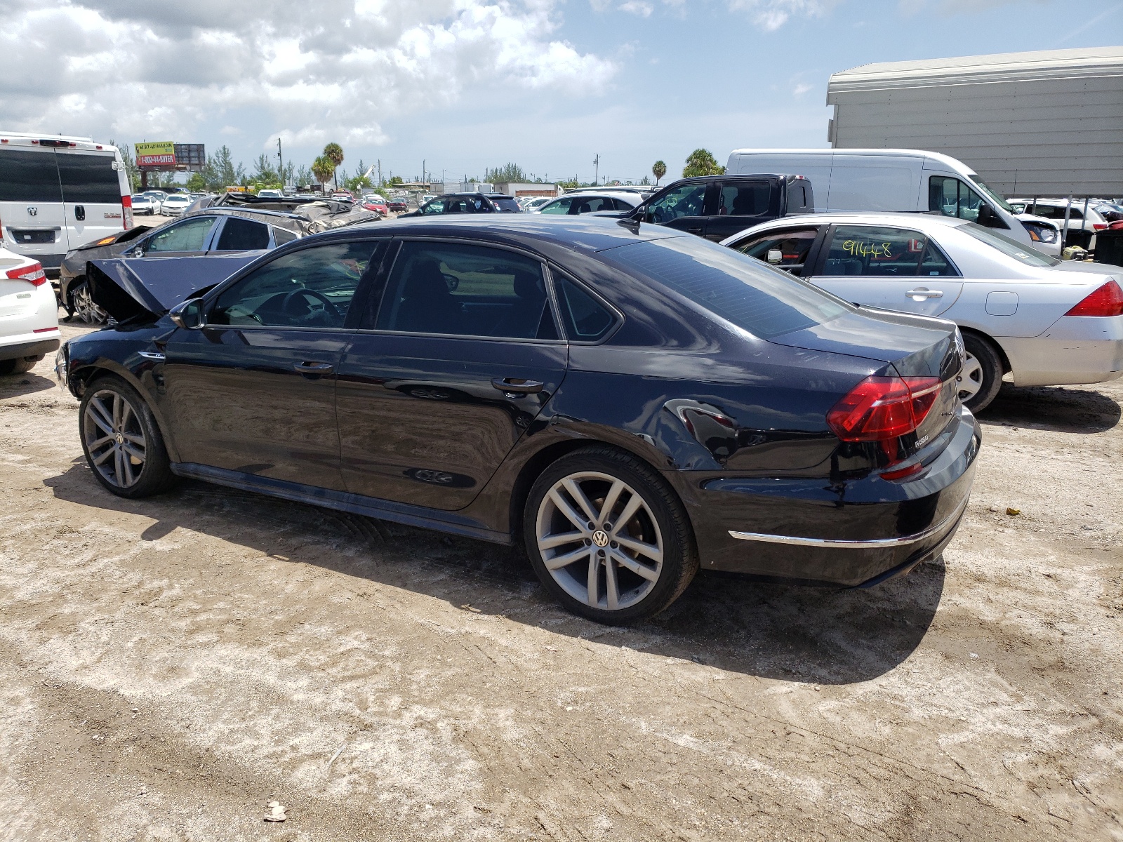 Photo 3 from auction – 2018 VOLKSWAGEN PASSAT S with VIN 1VWAA7A32JC026308