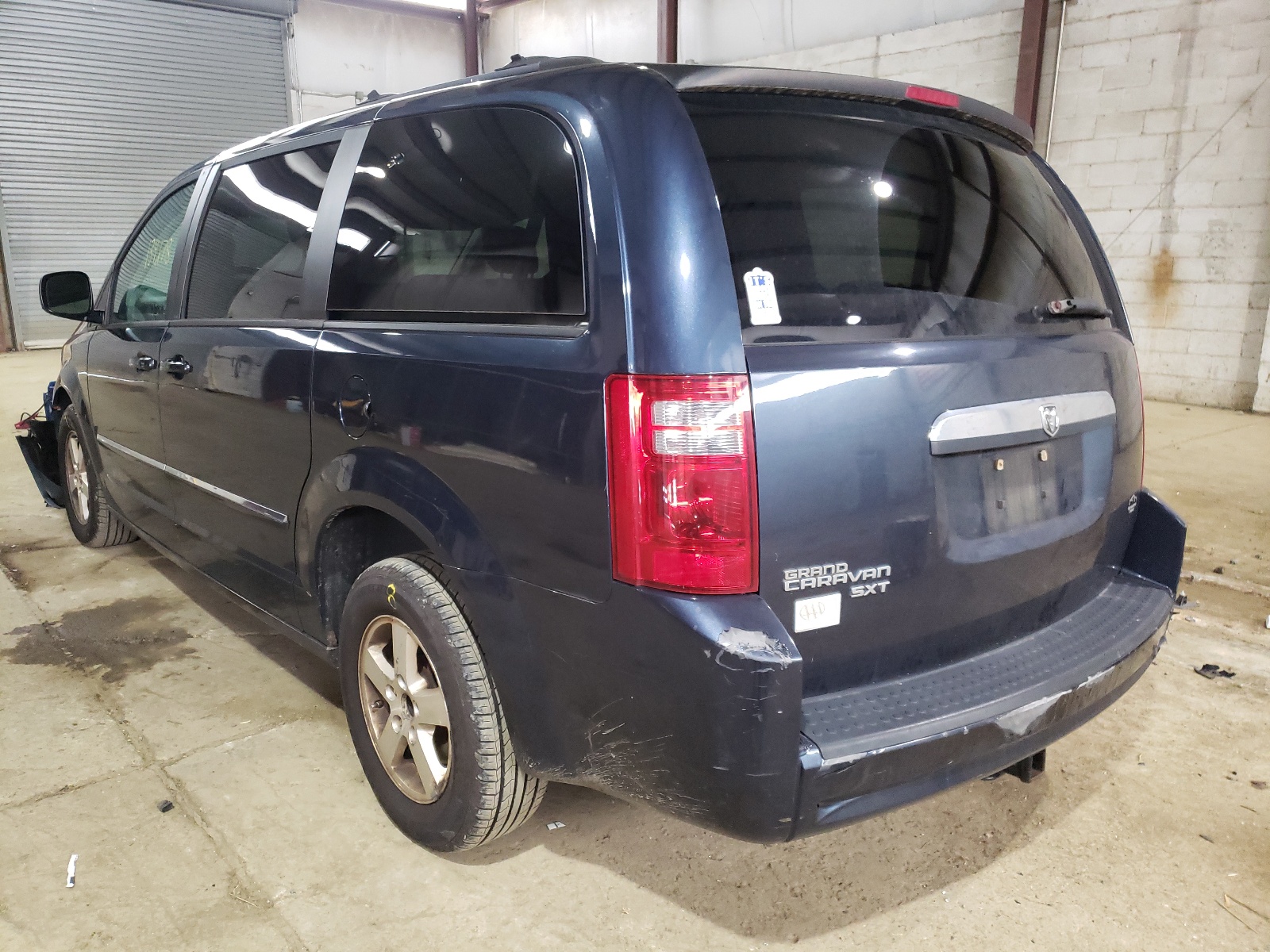 Photo 3 from auction – 2008 DODGE GRAND CARA with VIN 1D8HN54P68B164394
