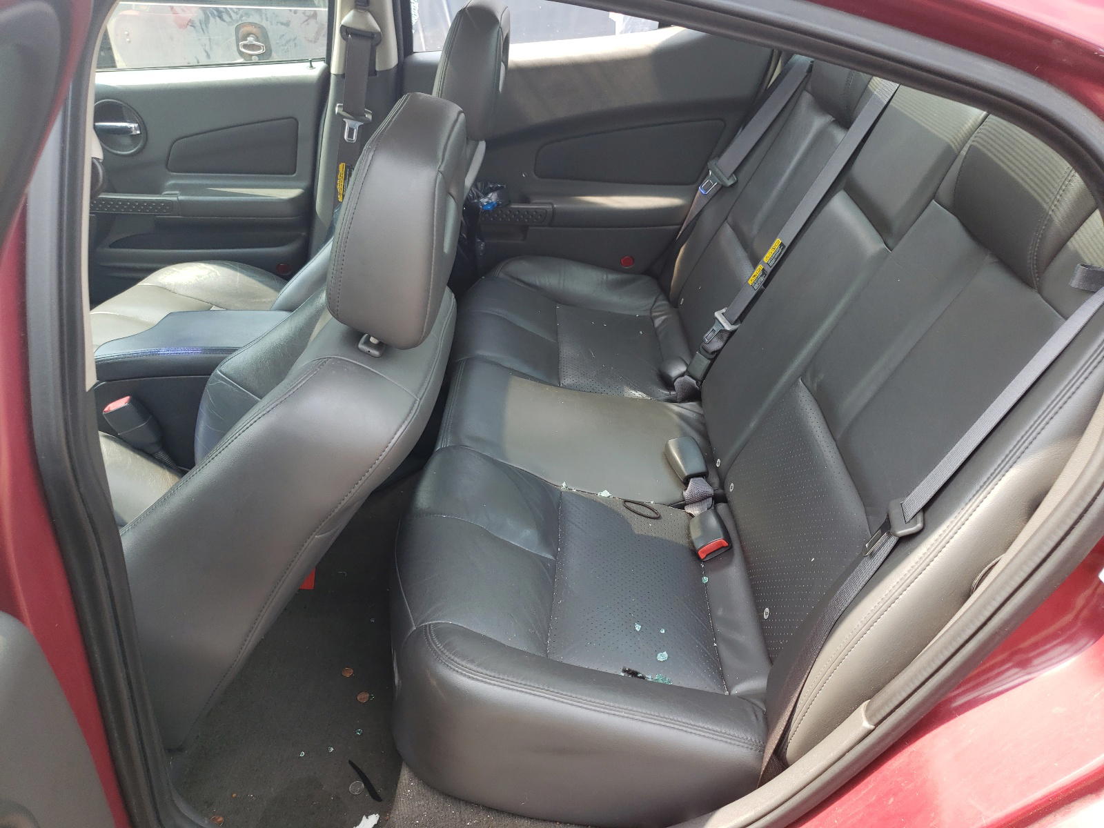 Photo 6 from auction – 2004 PONTIAC GRAND PRIX with VIN 2G2WS522441288085