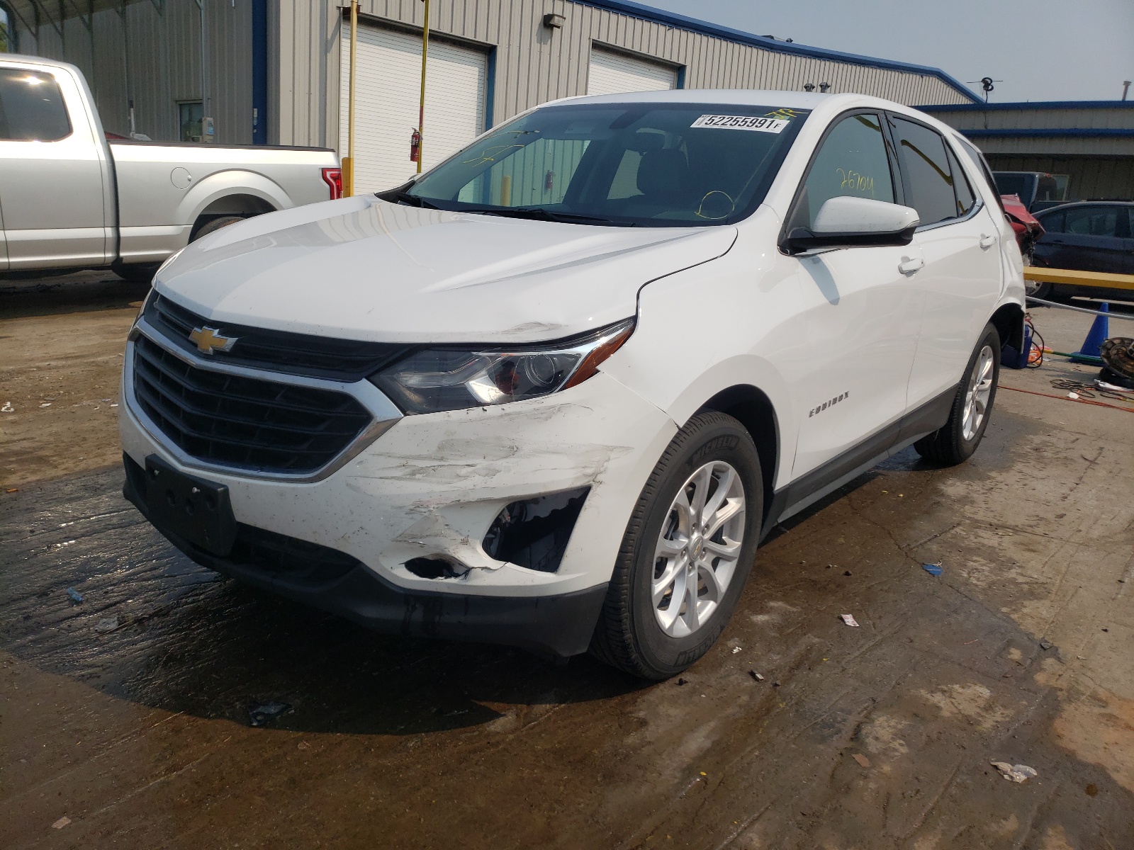 Photo 2 from auction – 2018 CHEVROLET EQUINOX LT with VIN 3GNAXJEV0JL390507