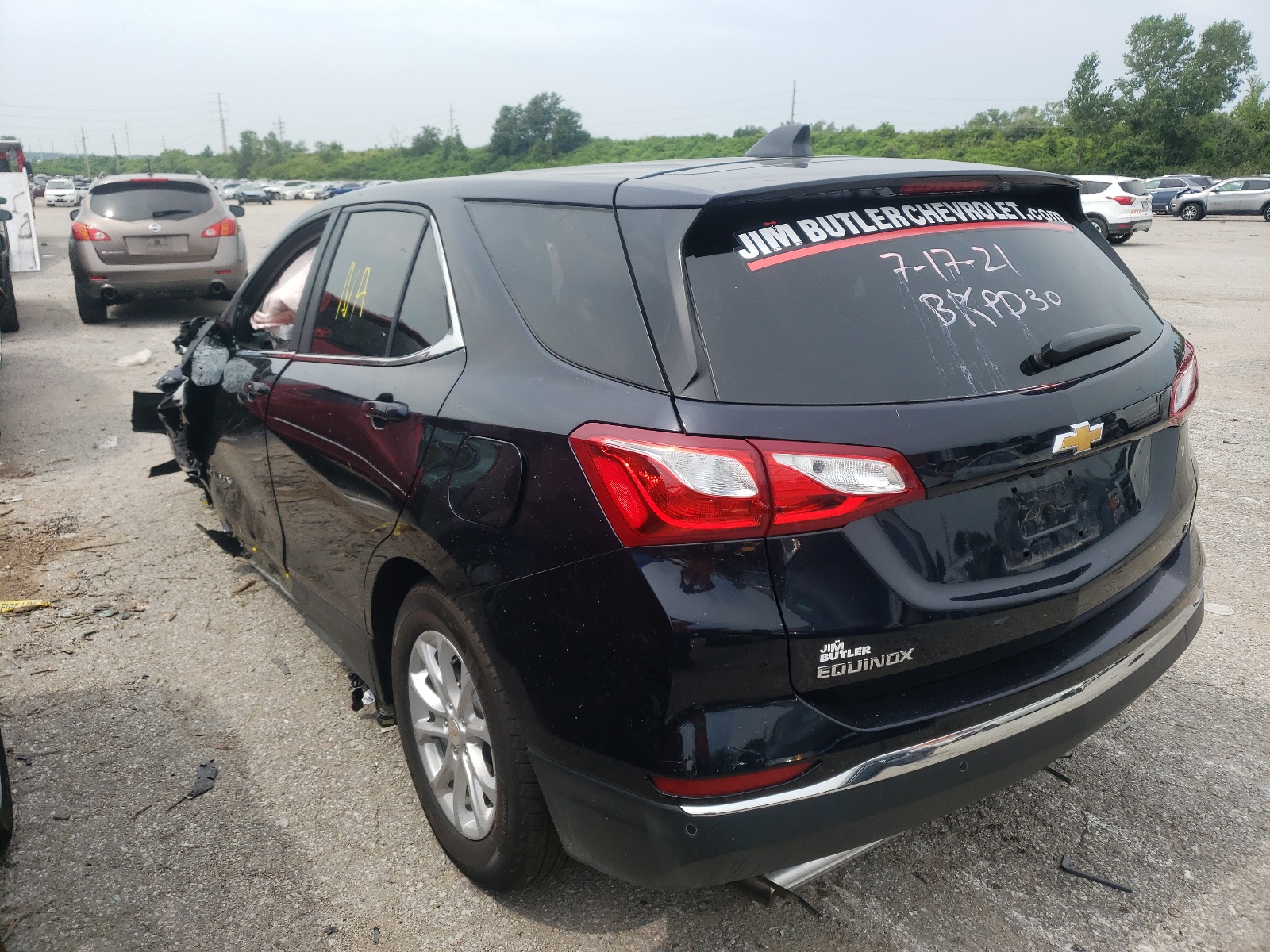 Photo 3 from auction – 2021 CHEVROLET EQUINOX LT with VIN 3GNAXKEV9MS142840