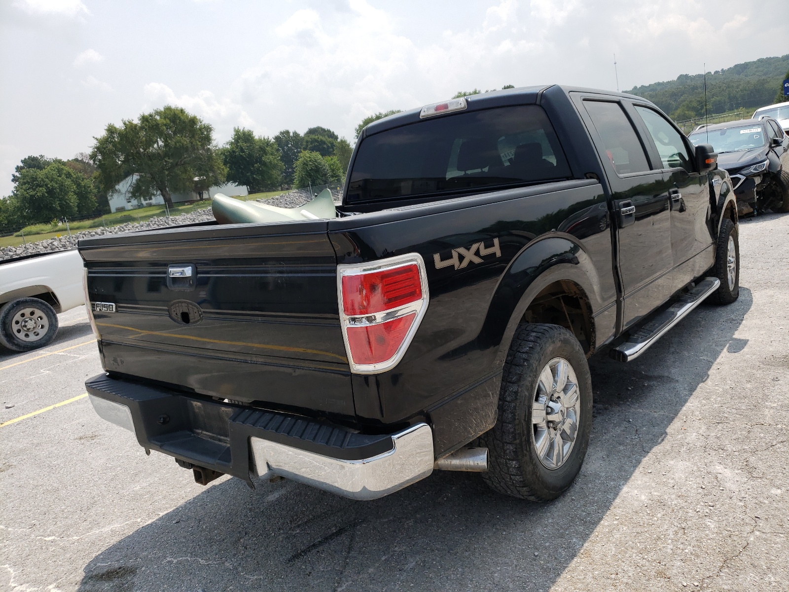 Фото 4 с аукциона – 2011 FORD F150 SUPER с VIN 1FTFW1EF4BFD28646
