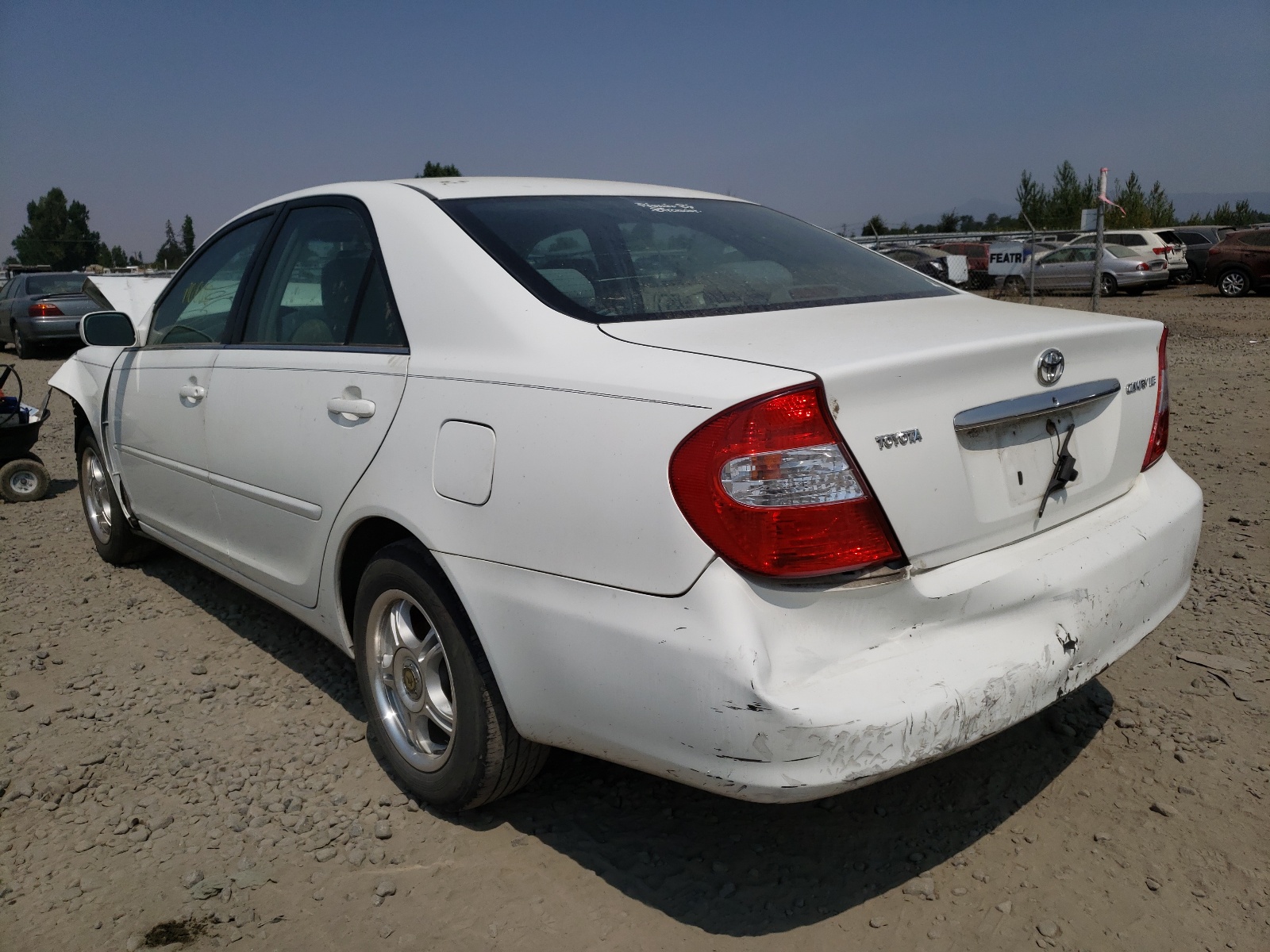 Photo 3 from auction – 2004 TOYOTA CAMRY LE with VIN 4T1BE32K04U363144