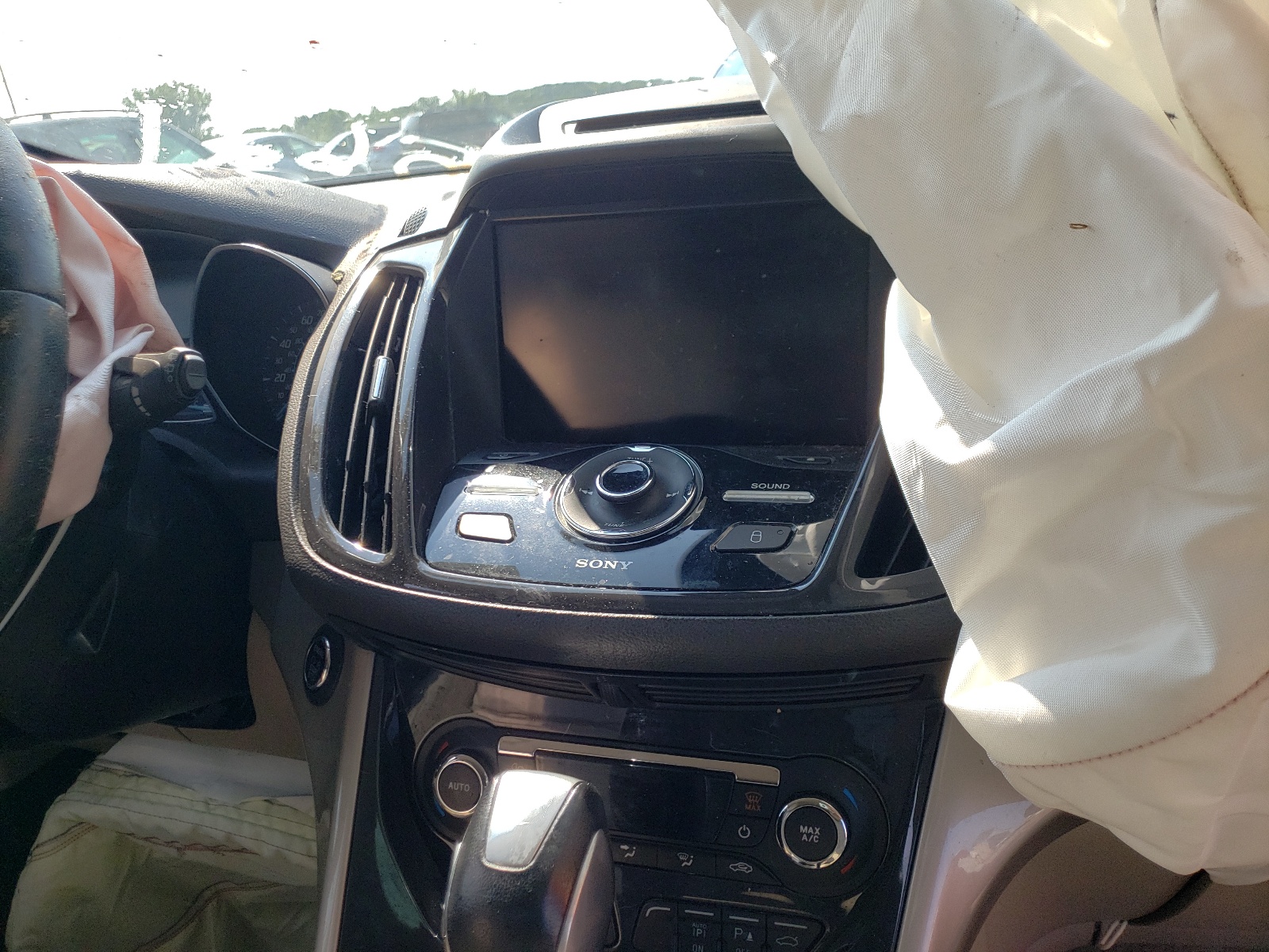 Photo 9 from auction – 2013 FORD ESCAPE SEL with VIN 1FMCU0HX8DUA85621