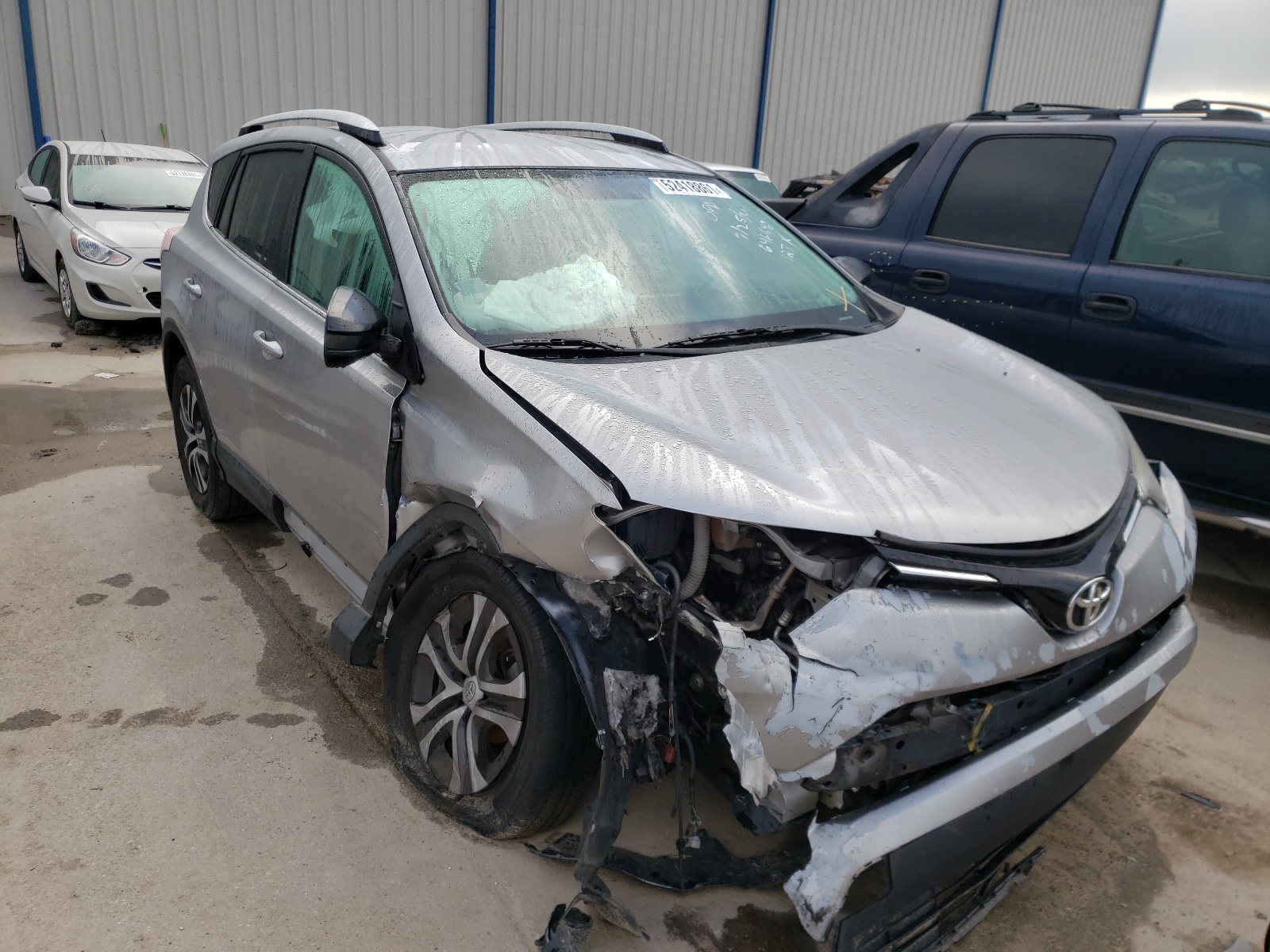 TOYOTA RAV4 LE 2016 with VIN 2T3ZFREV5GW277621 - Photo from auction