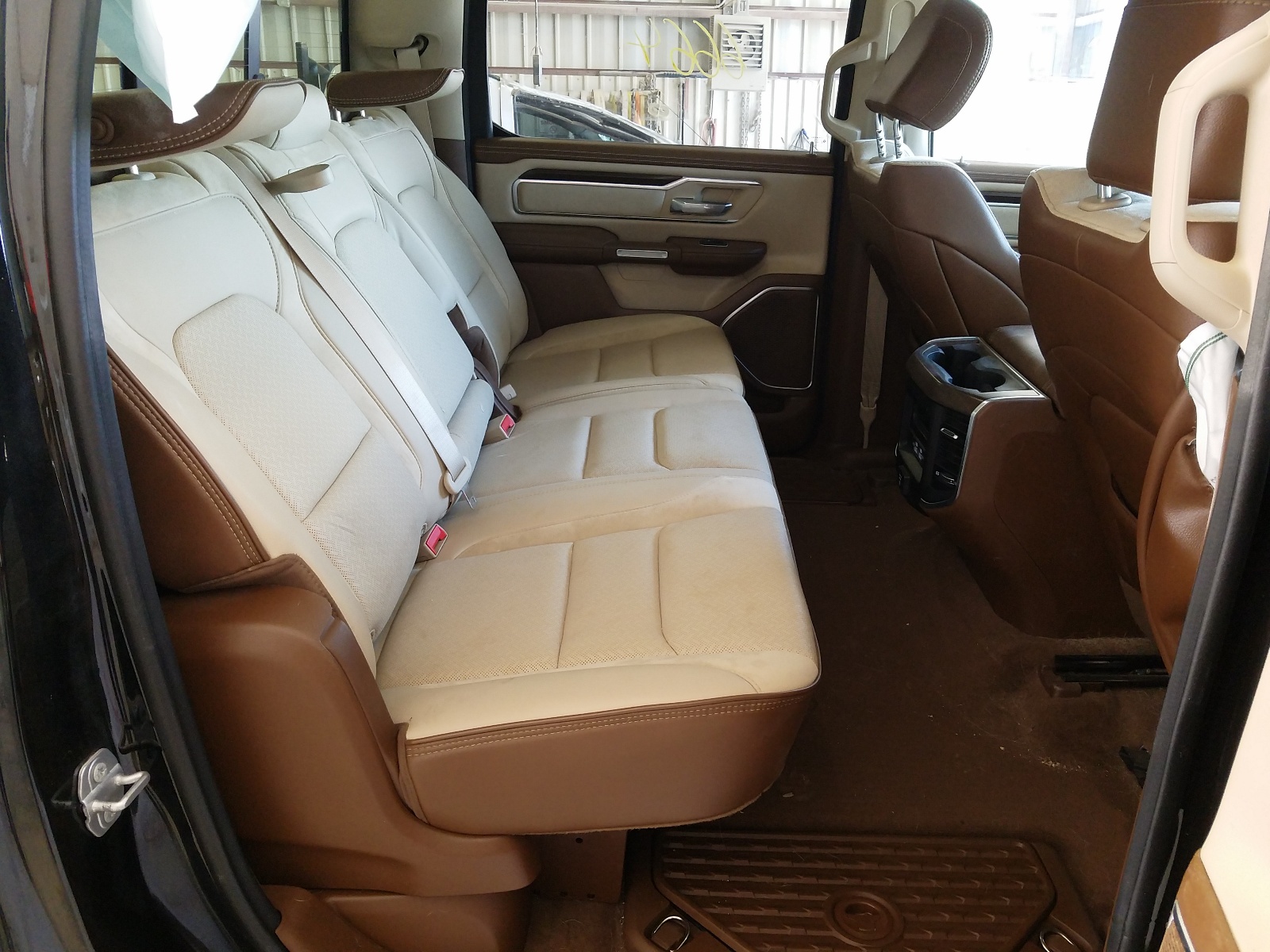 Photo 6 from auction – 2021 RAM 1500 LARAM with VIN 1C6SRFRM7MN500504