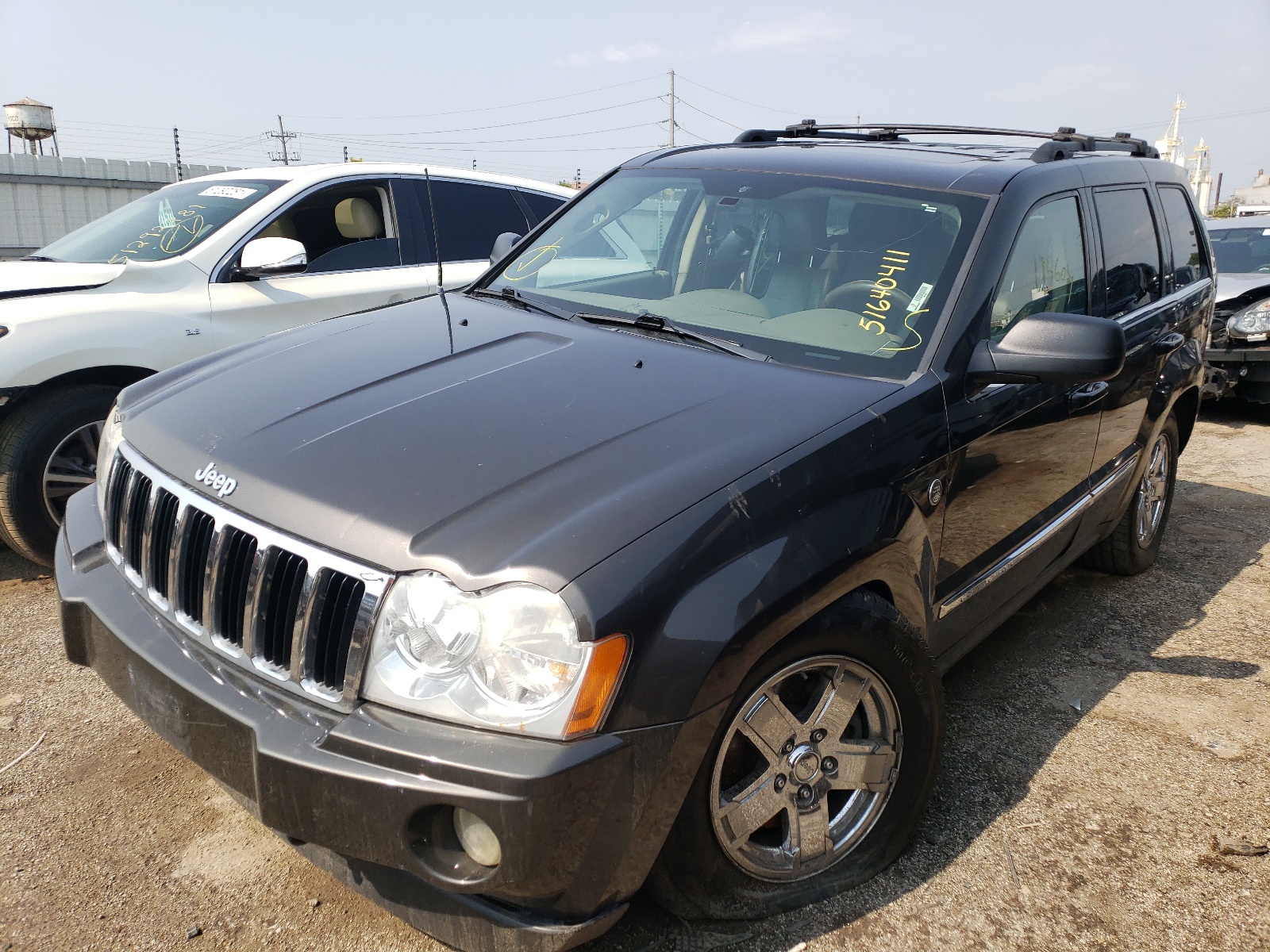 Photo 2 from auction – 2005 JEEP GRAND CHER with VIN 1J4HR58225C637659