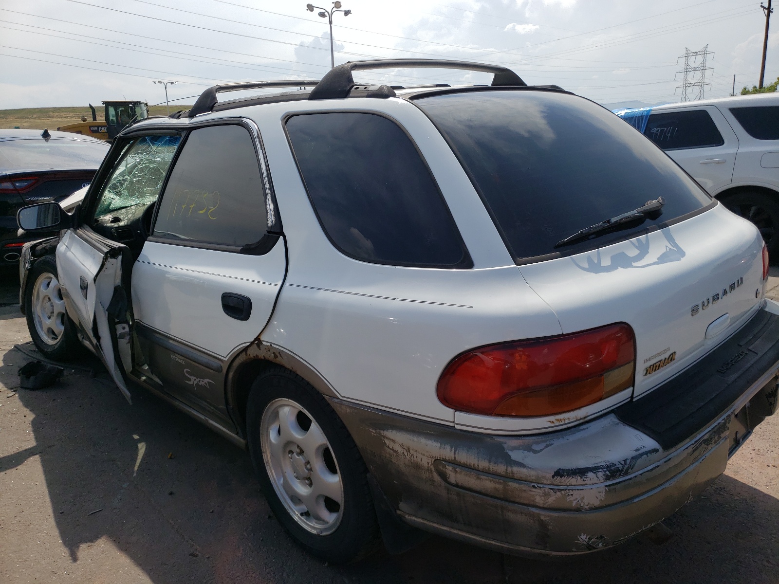 Photo 3 from auction – 1998 SUBARU IMPREZA OU with VIN JF1GF4854WH805584