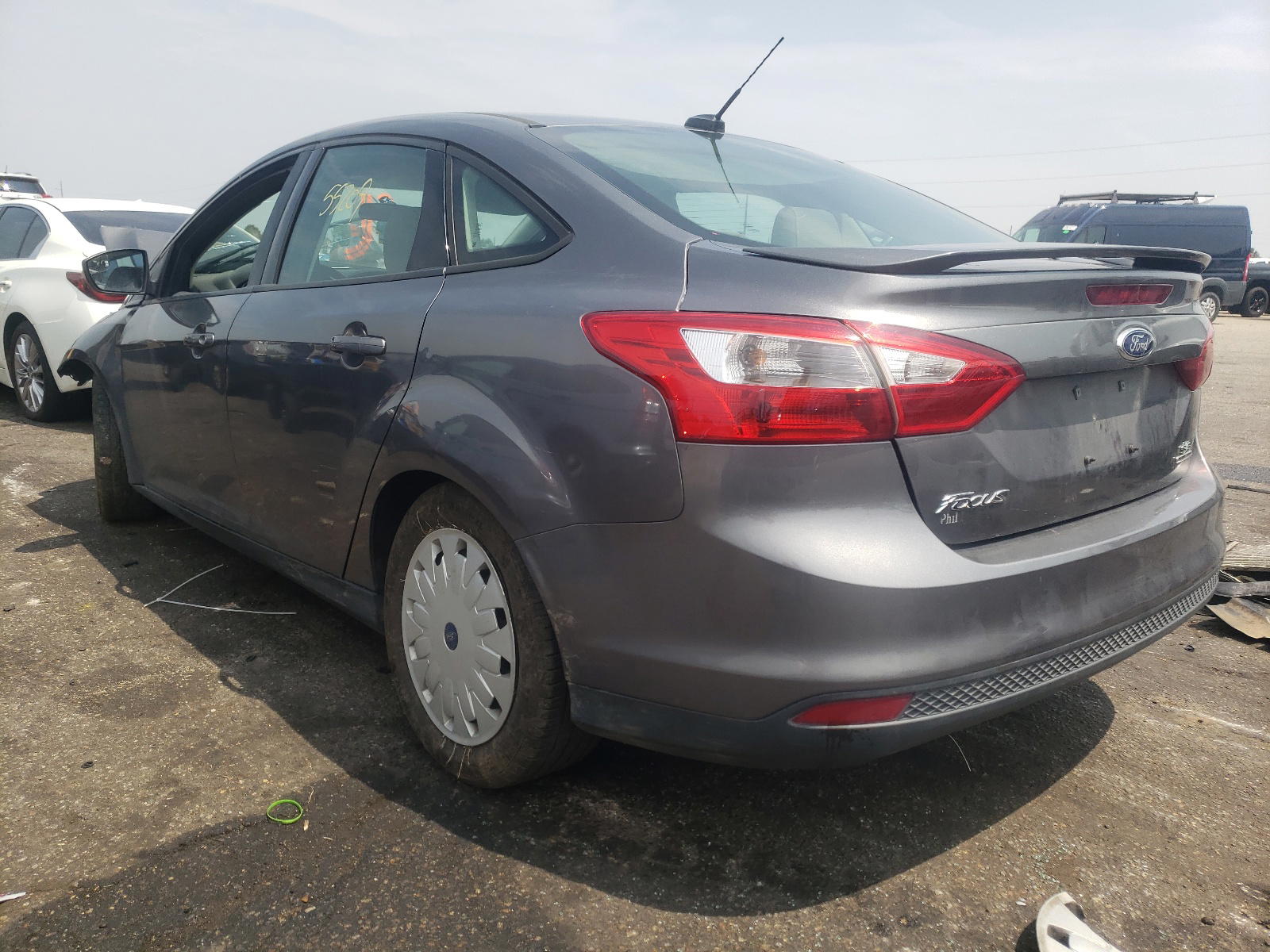 Photo 3 from auction – 2014 FORD FOCUS SE with VIN 1FADP3F24EL351352