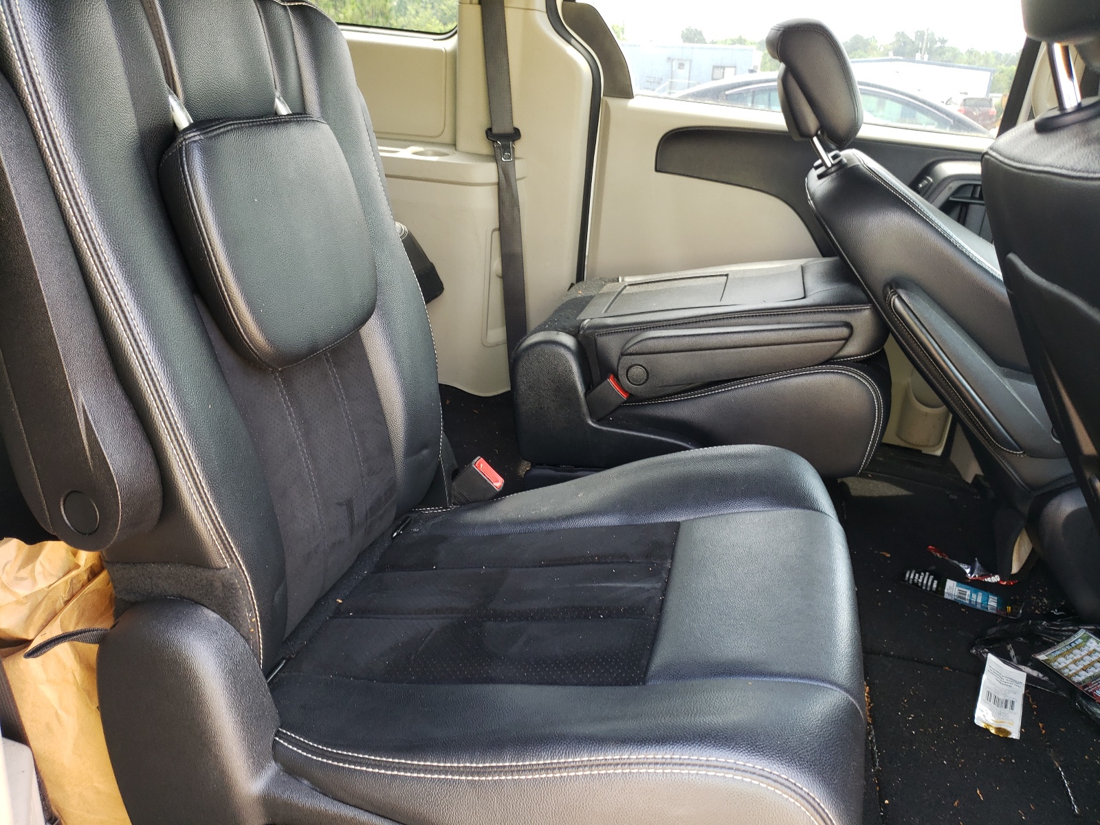 Photo 6 from auction – 2018 DODGE GRAND CARA with VIN 2C4RDGCG0JR238810