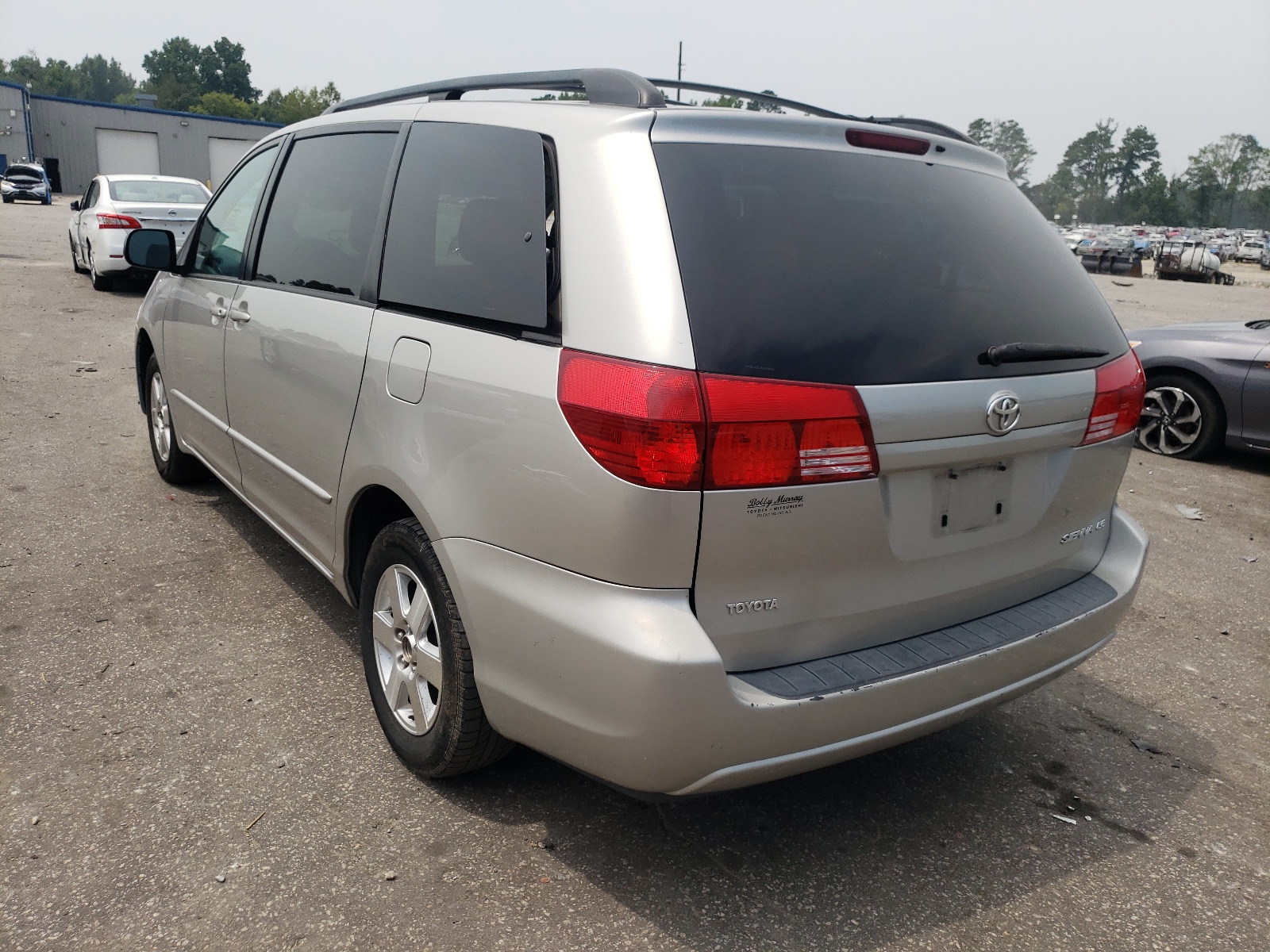 Photo 3 from auction – 2004 TOYOTA SIENNA CE with VIN 5TDZA23C14S108510
