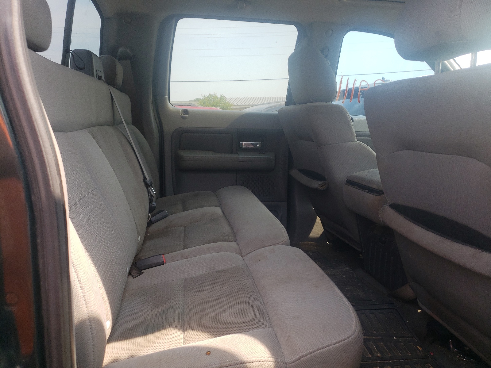 Photo 6 from auction – 2004 FORD F150 SUPER with VIN 1FTPW14534KC05816