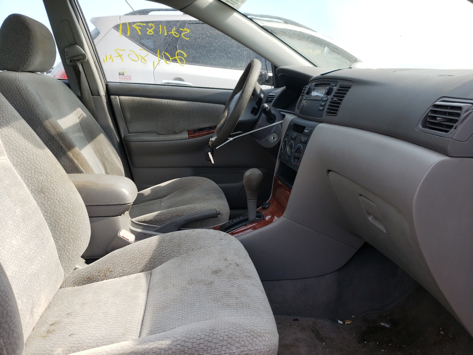 Photo 5 from auction – 2004 TOYOTA COROLLA CE with VIN 1NXBR32E24Z288672