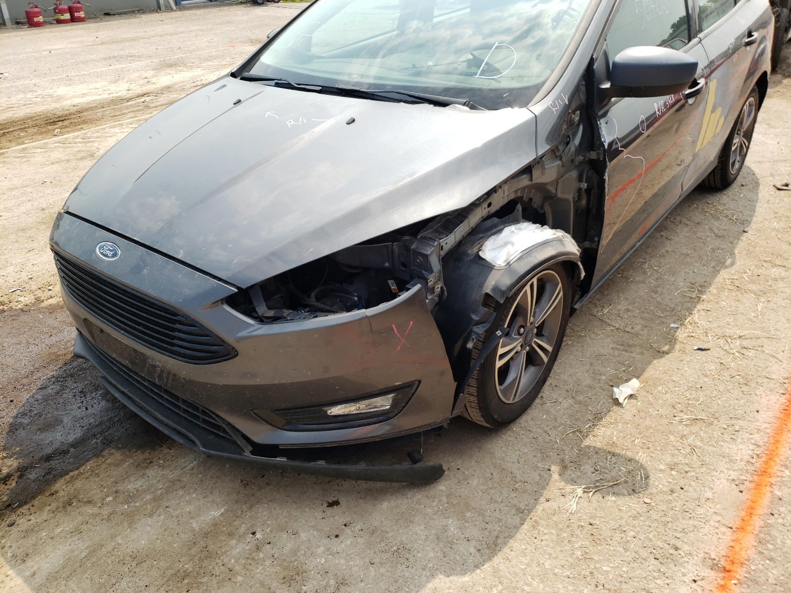 Photo 9 from auction – 2018 FORD FOCUS SE with VIN 1FADP3FE1JL204586