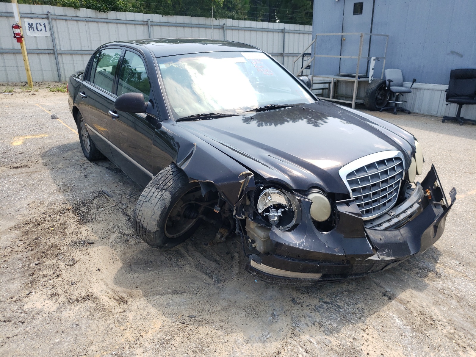 KIA AMANTI 2005 with VIN KNALD124455074634 - Photo from auction